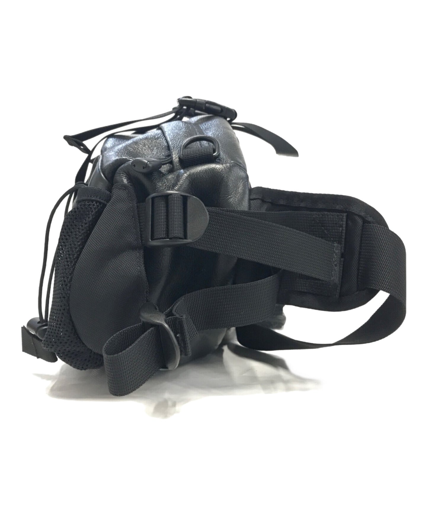 [Pre-owned] SUPREME Leather Mountain Waist Bag NF0A3VJA