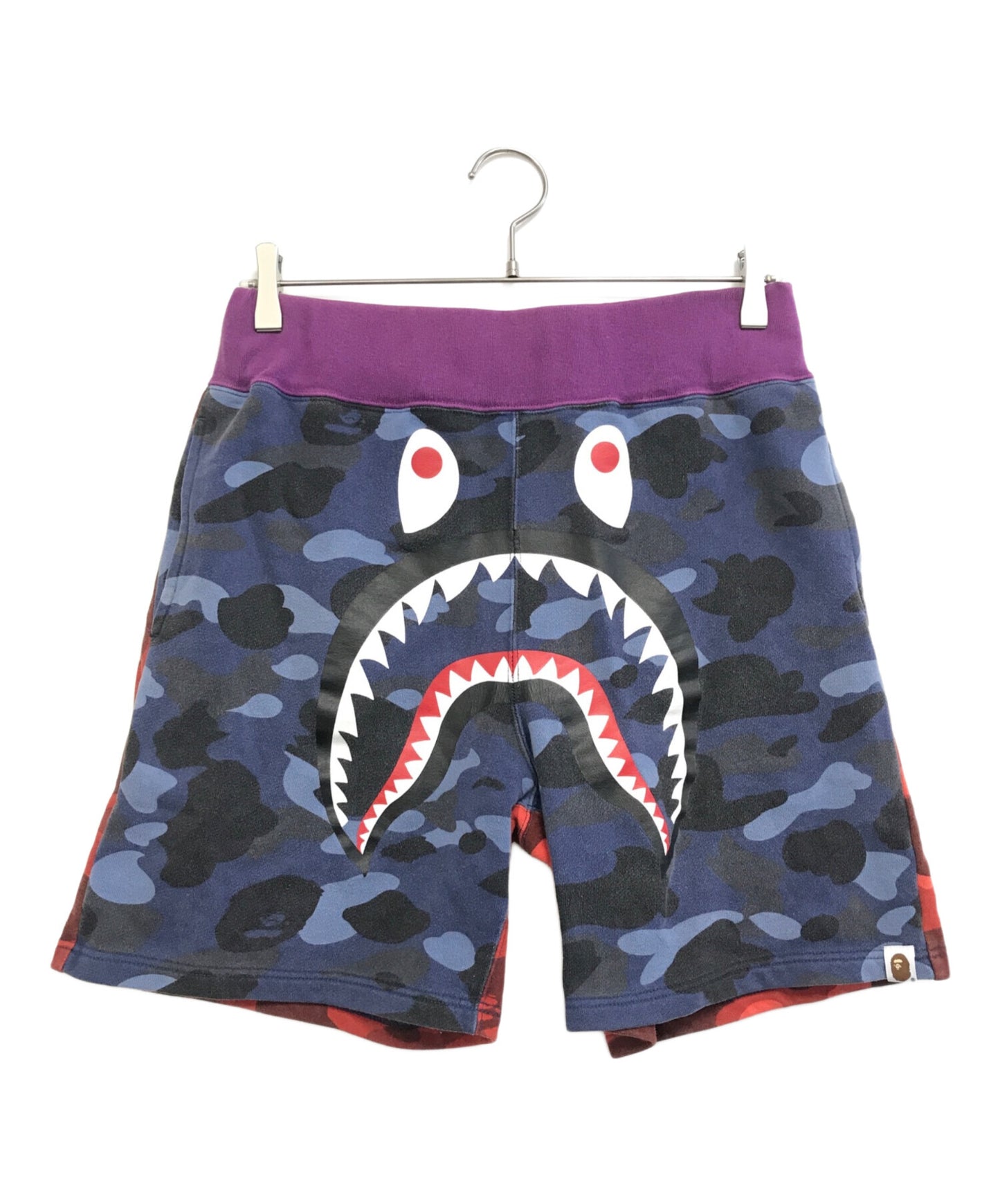 [Pre-owned] A BATHING APE Crazy Camo Shark Sweatshorts 001SPI201003M