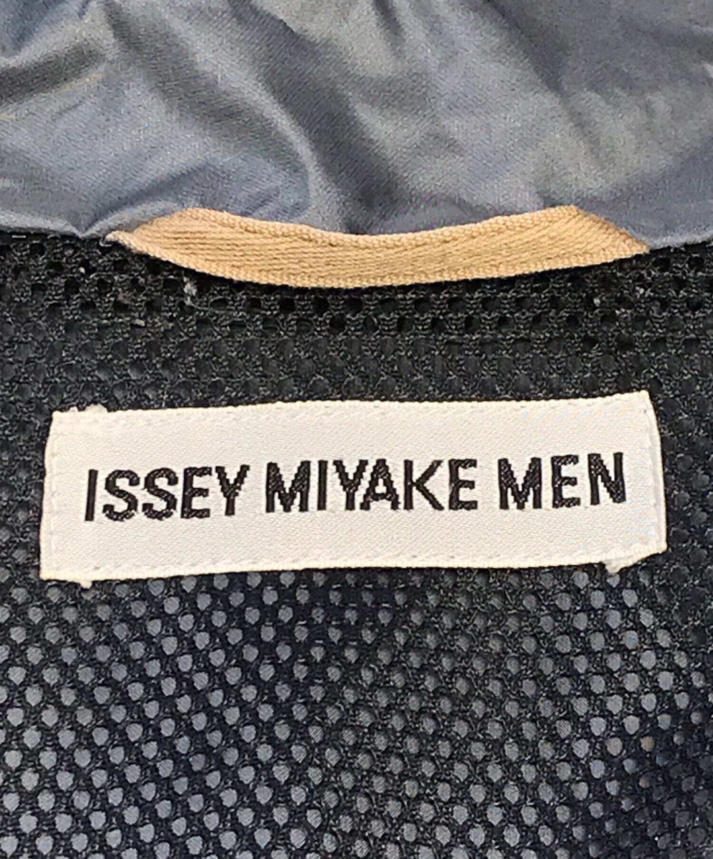 [Pre-owned] ISSEY MIYAKE 00's parachute coat