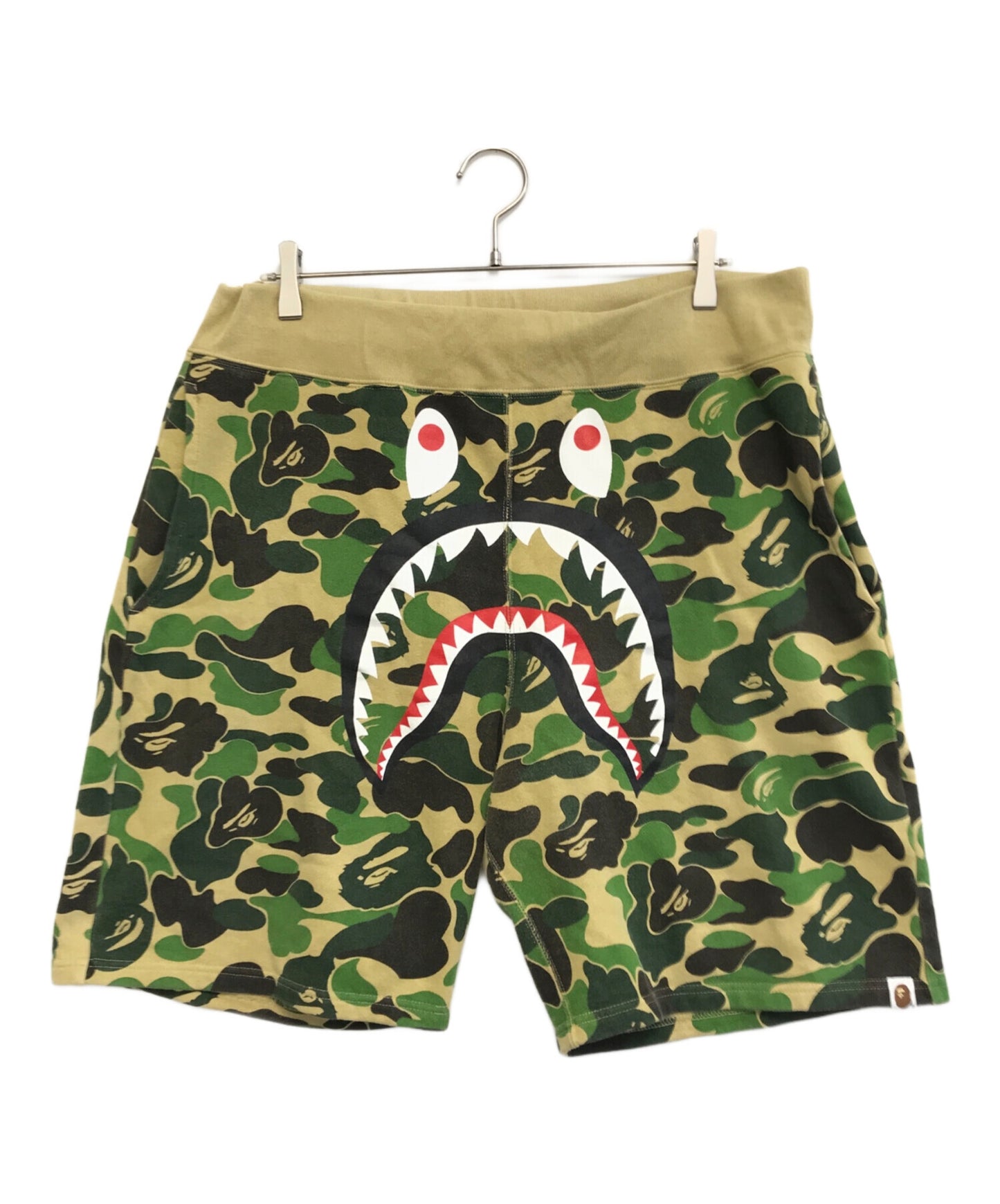 [Pre-owned] A BATHING APE Camo Shark Sweat Shorts 001SPH701001M