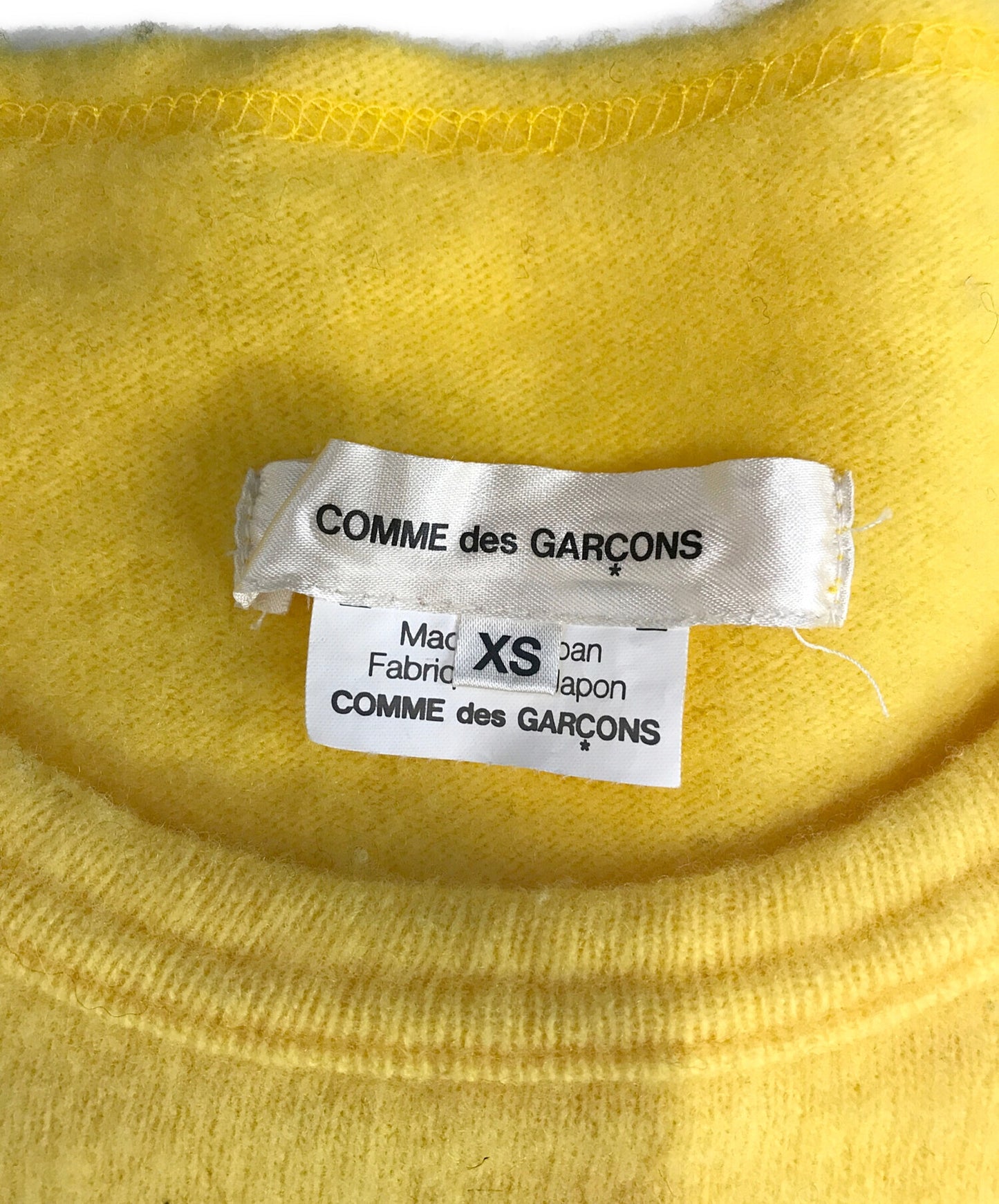 [Pre-owned] COMME des GARCONS Flower Embroidery Shaped Knit GJ-T041
