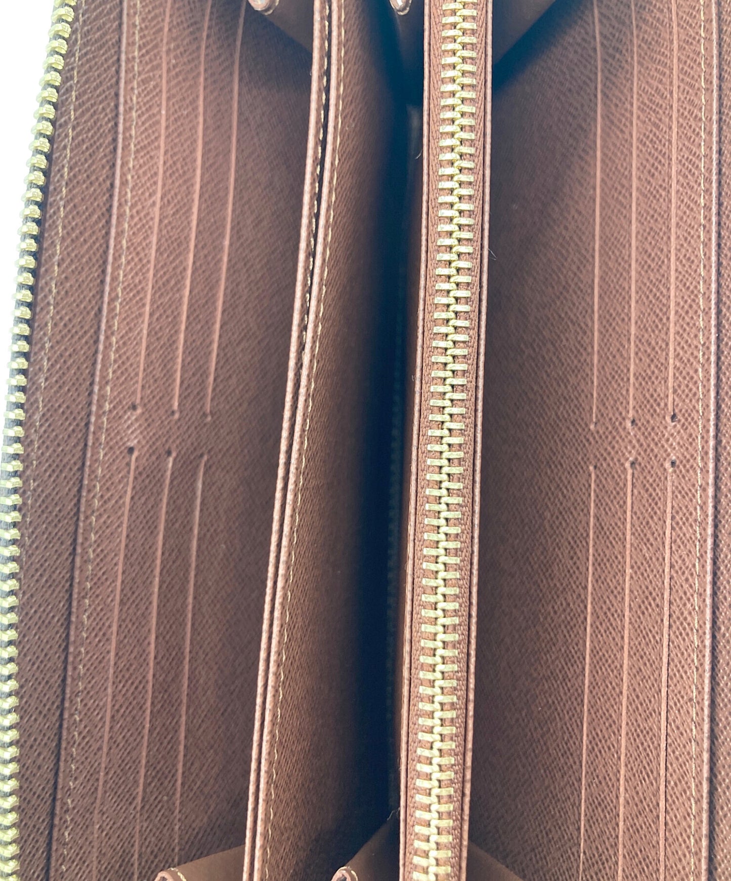 [Pre-owned] LOUIS VUITTON Zippy Wallet M42616