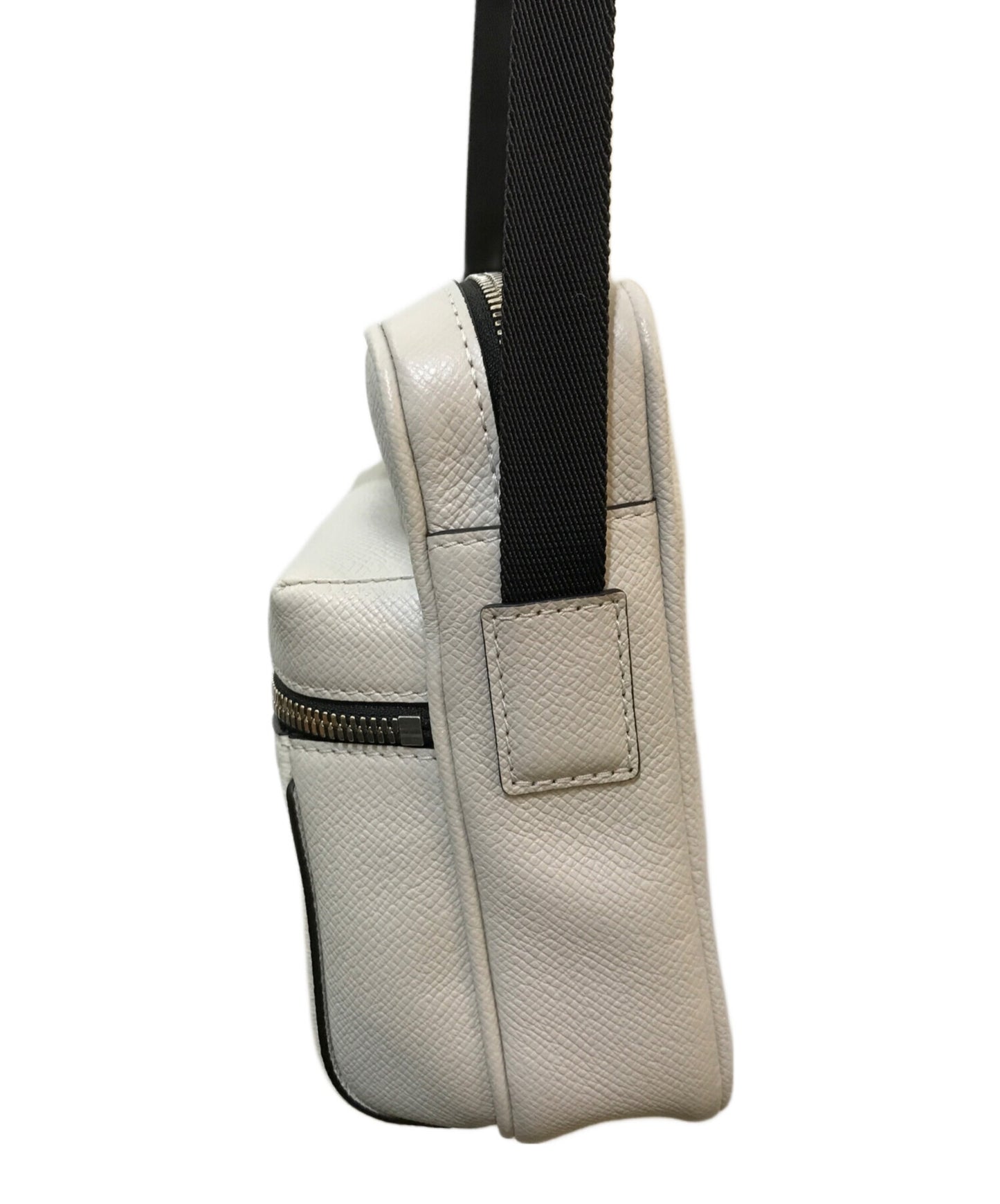 [Pre-owned] LOUIS VUITTON Taiga Llama Bum Bag Outdoor M30243 M30243