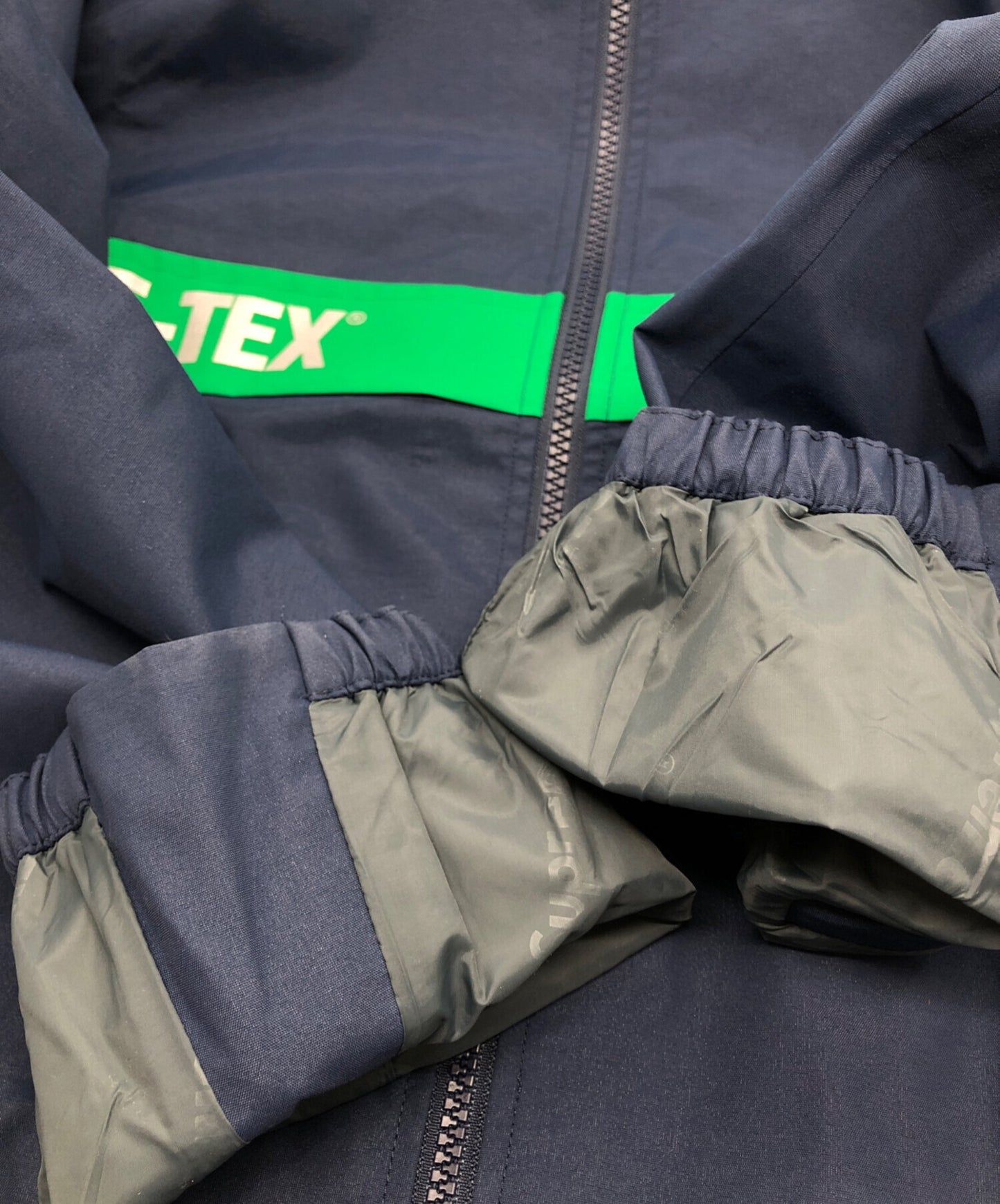 [Pre-owned] SUPREME GORE-TEX Court Jacket