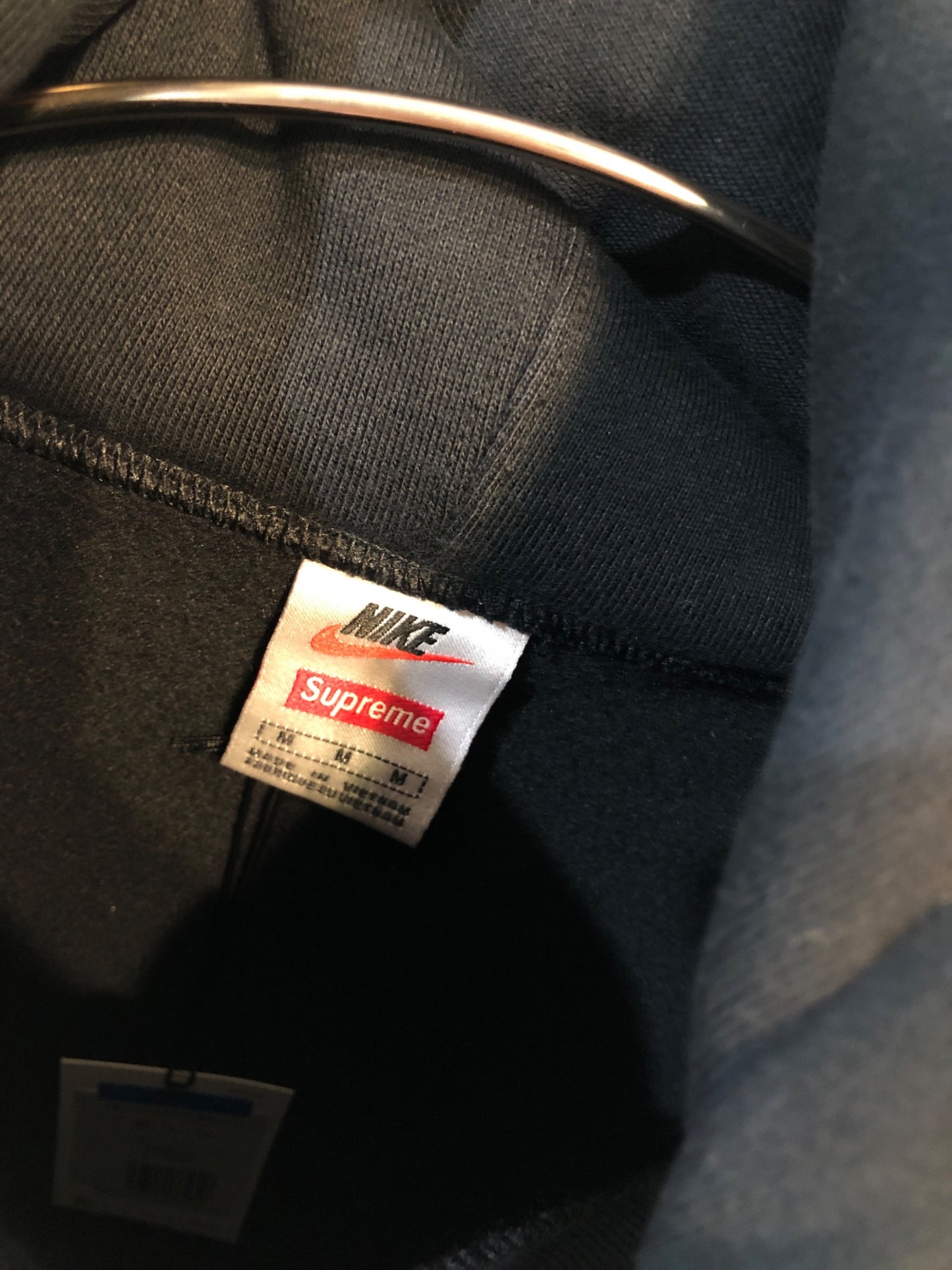 [Pre-owned] SUPREME Leather Applique Hooded Sweatshirt CK6225-010