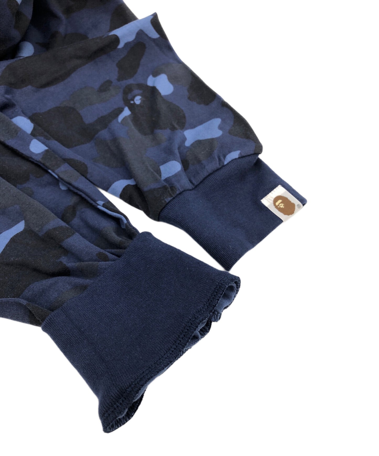 [Pre-owned] A BATHING APE Rhinestone Camo Cut and Sew