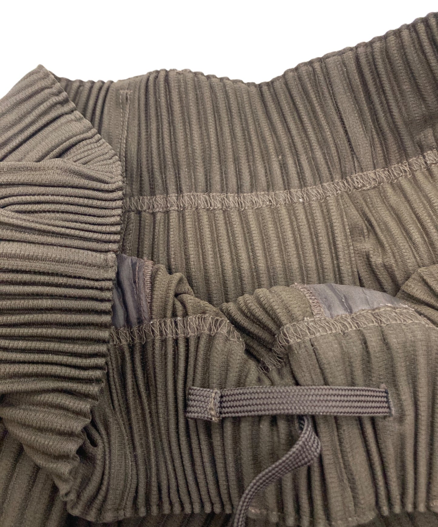 [Pre-owned] HOMME PLISSE ISSEY MIYAKE pleated Hakama pants HP03JF138