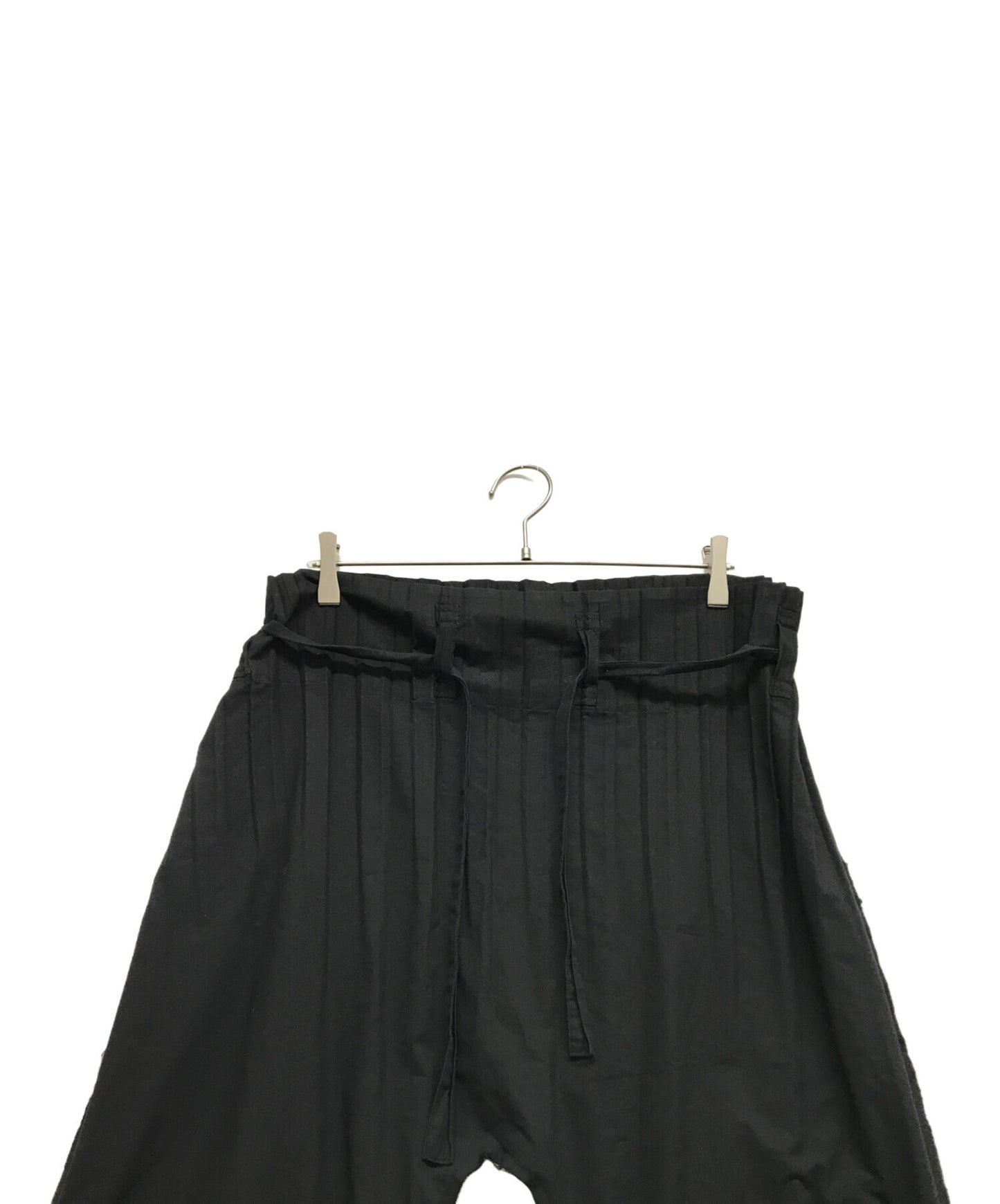 [Pre-owned] me ISSEY MIYAKE pleated cropped pants