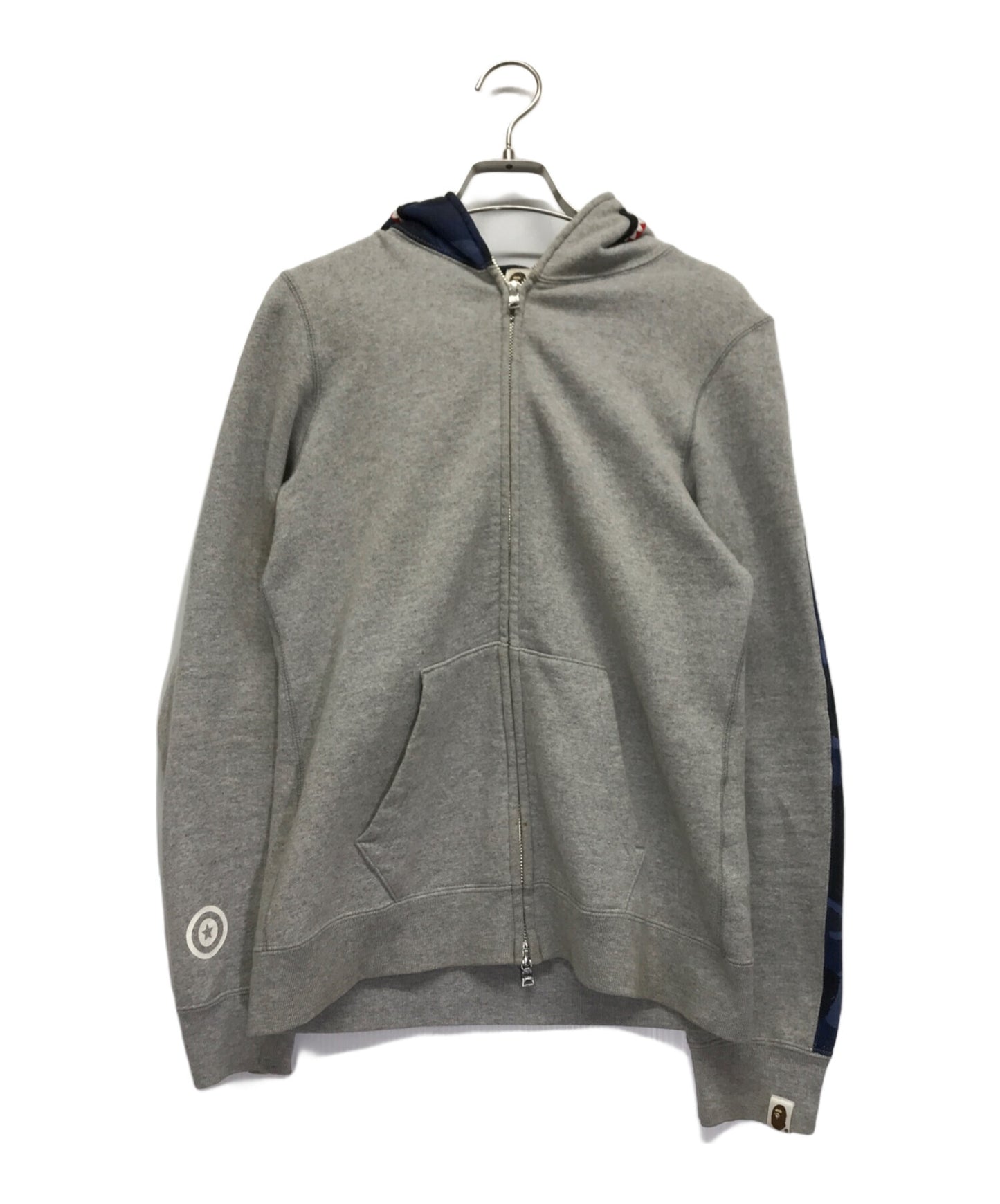 [Pre-owned] A BATHING APE Shark Design Zip Hoodie 1920-215-023