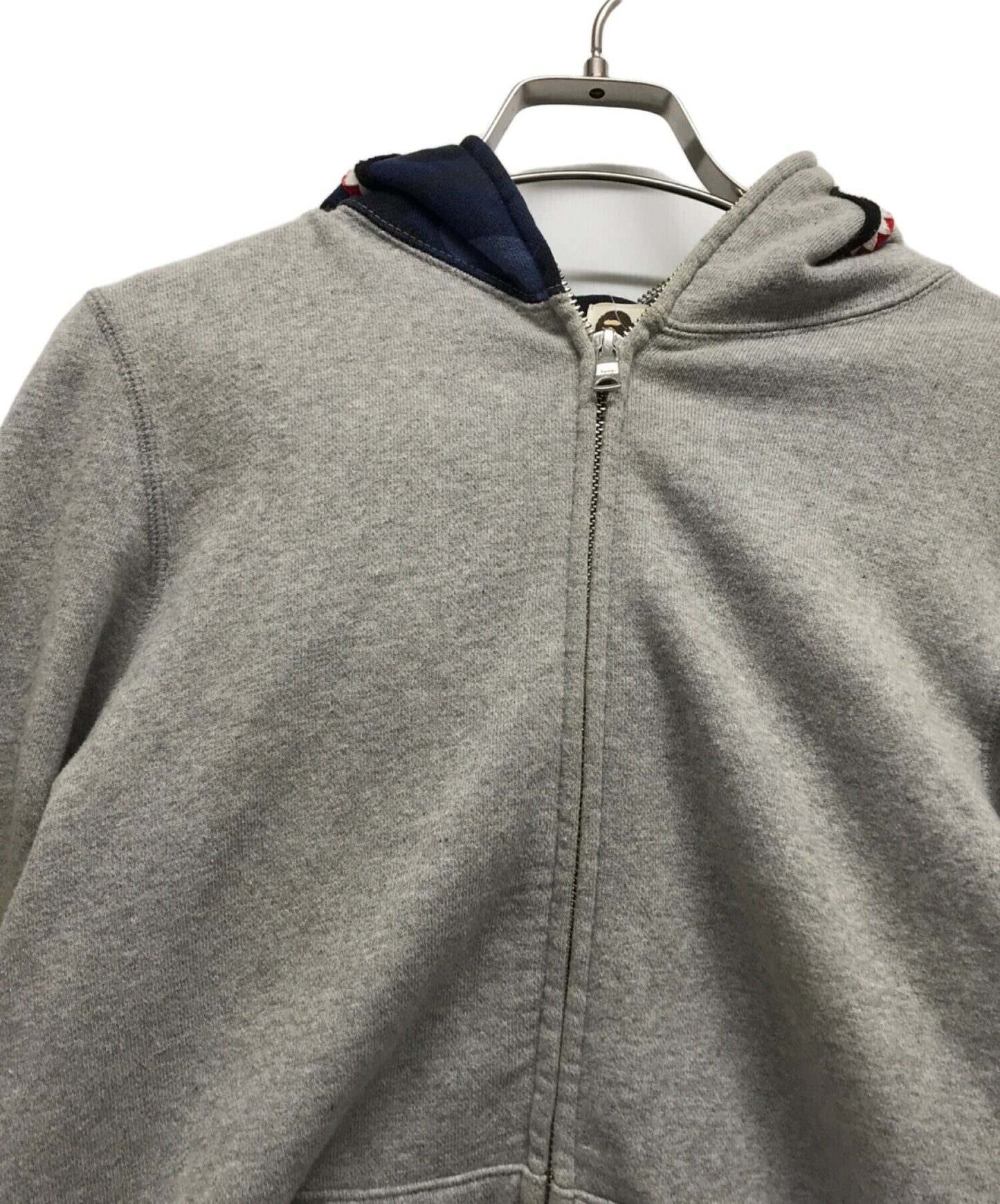 [Pre-owned] A BATHING APE Shark Design Zip Hoodie 1920-215-023