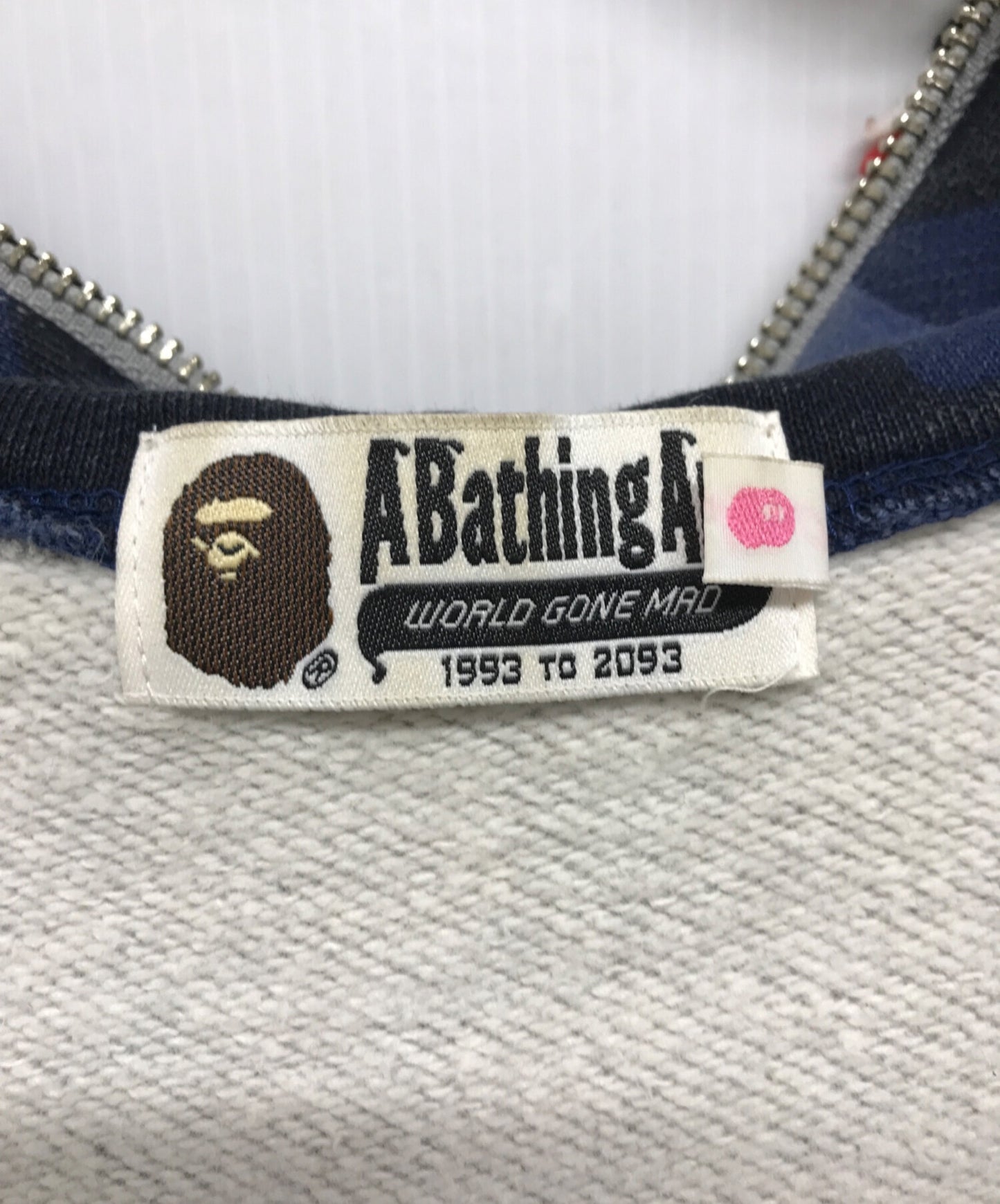 [Pre-owned] A BATHING APE Shark Design Zip Hoodie 1920-215-023