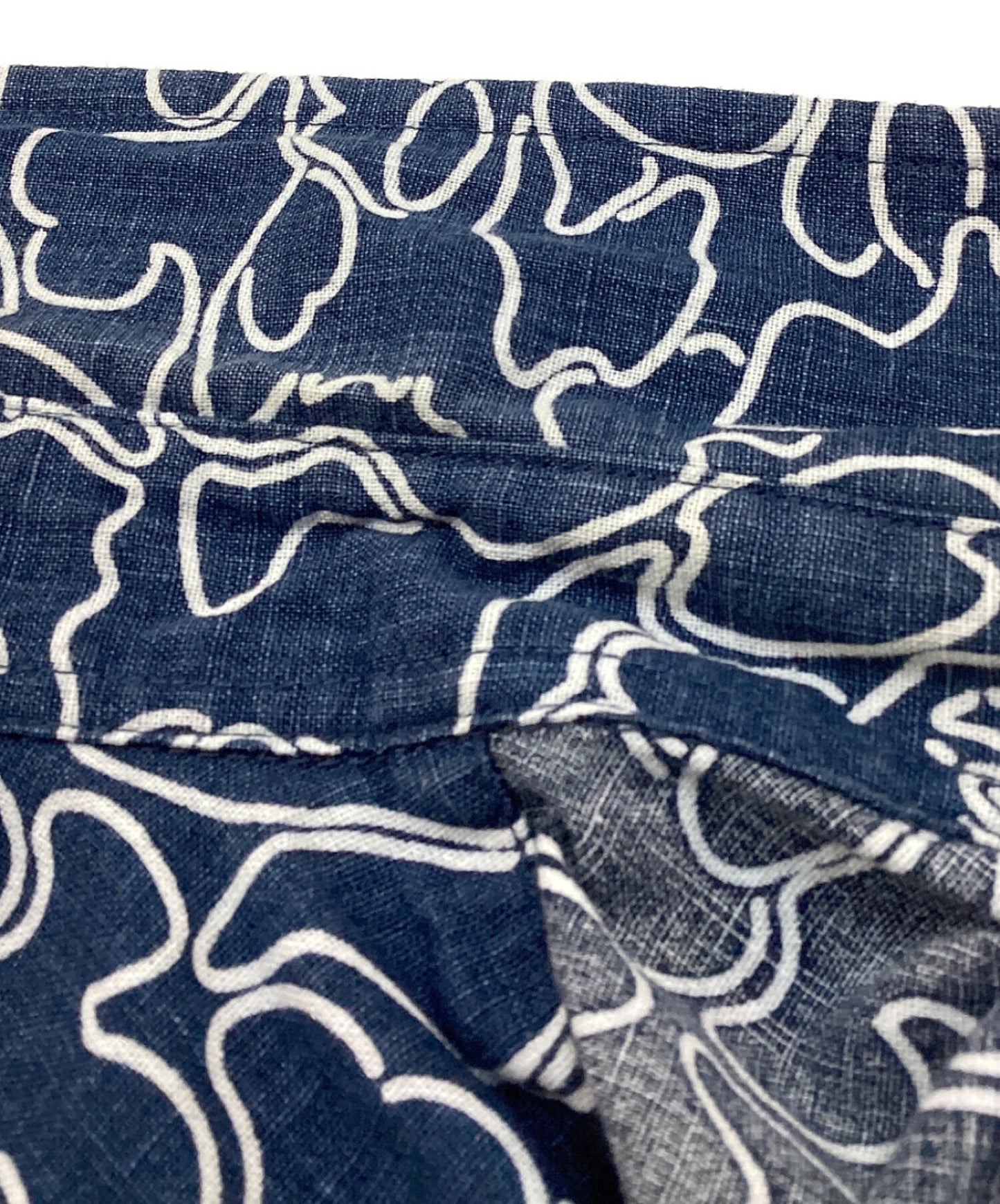 [Pre-owned] A BATHING APE Short-sleeved shirt with monkey-camo pattern / Patterned shirt / Round shirt / All-over patterned shirt