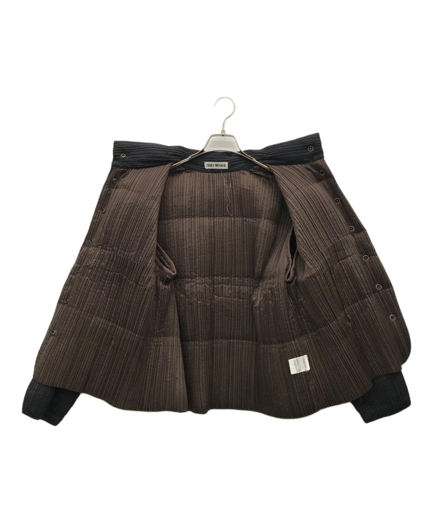 [Pre-owned] ISSEY MIYAKE Pleated Pressed Down Jacket IM74-FD911