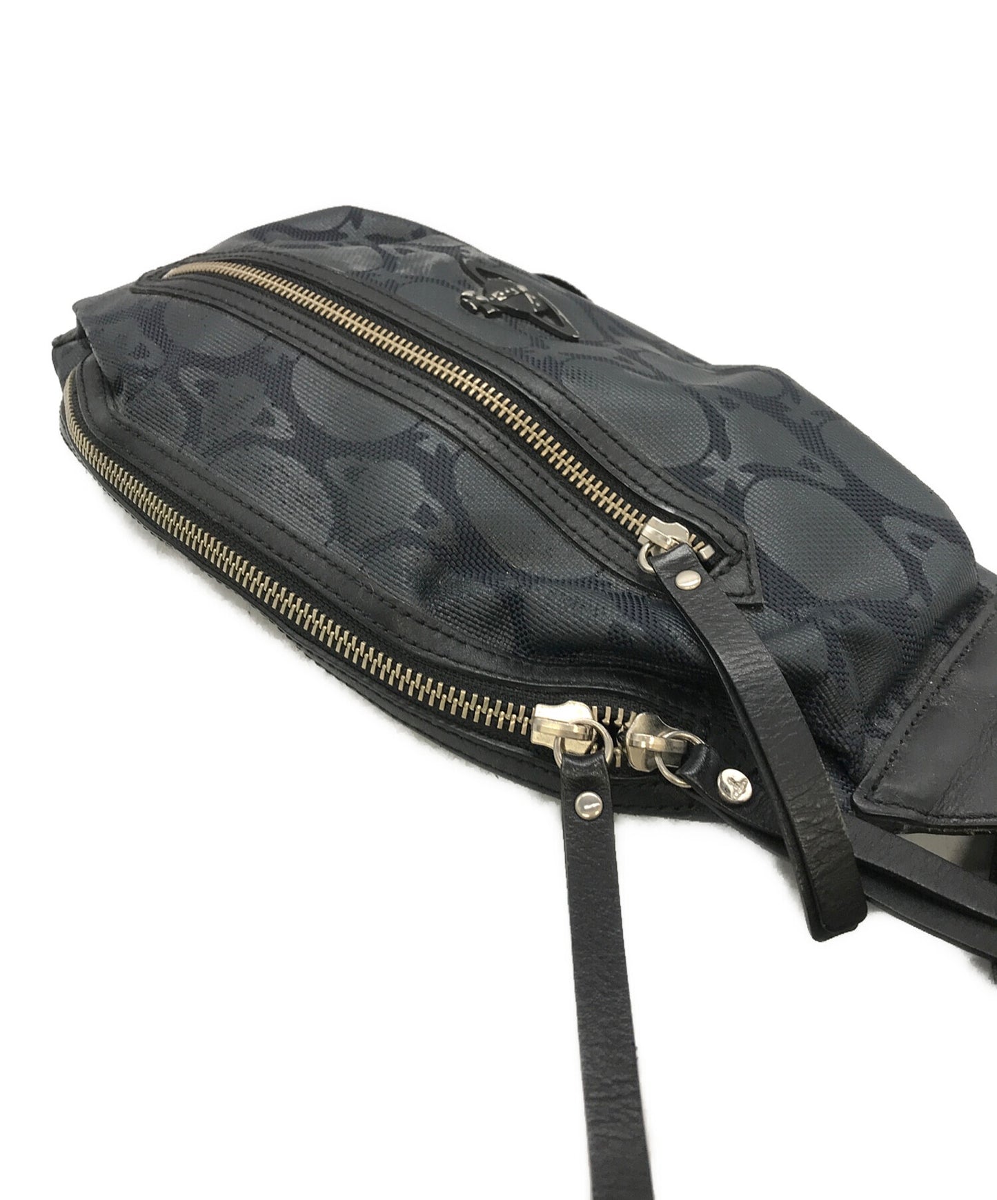 [Pre-owned] Vivienne Westwood shoulder bag