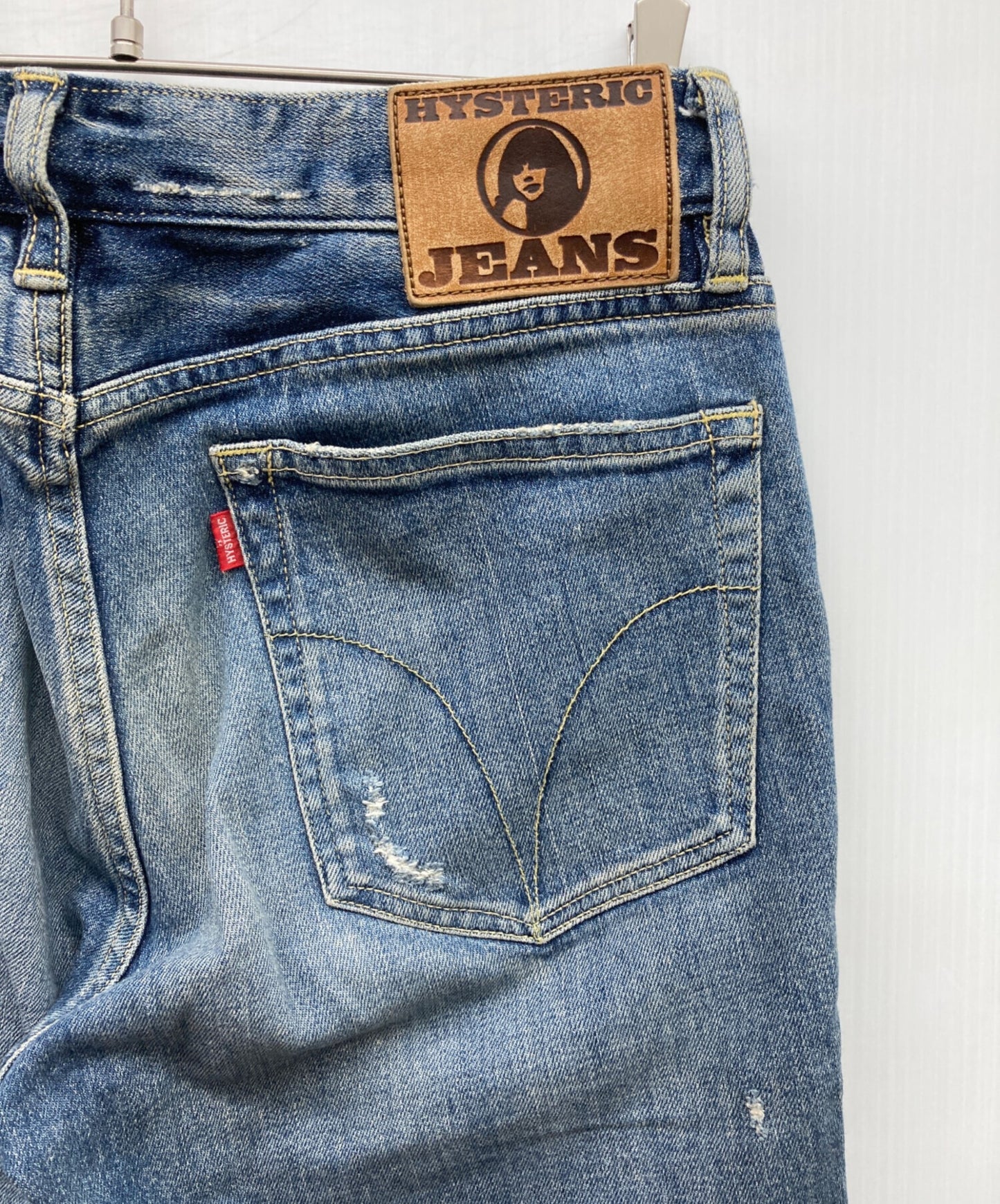 [Pre-owned] Hysteric Glamour Logo Studded Damaged Denim Pants Jeans 01191AP16