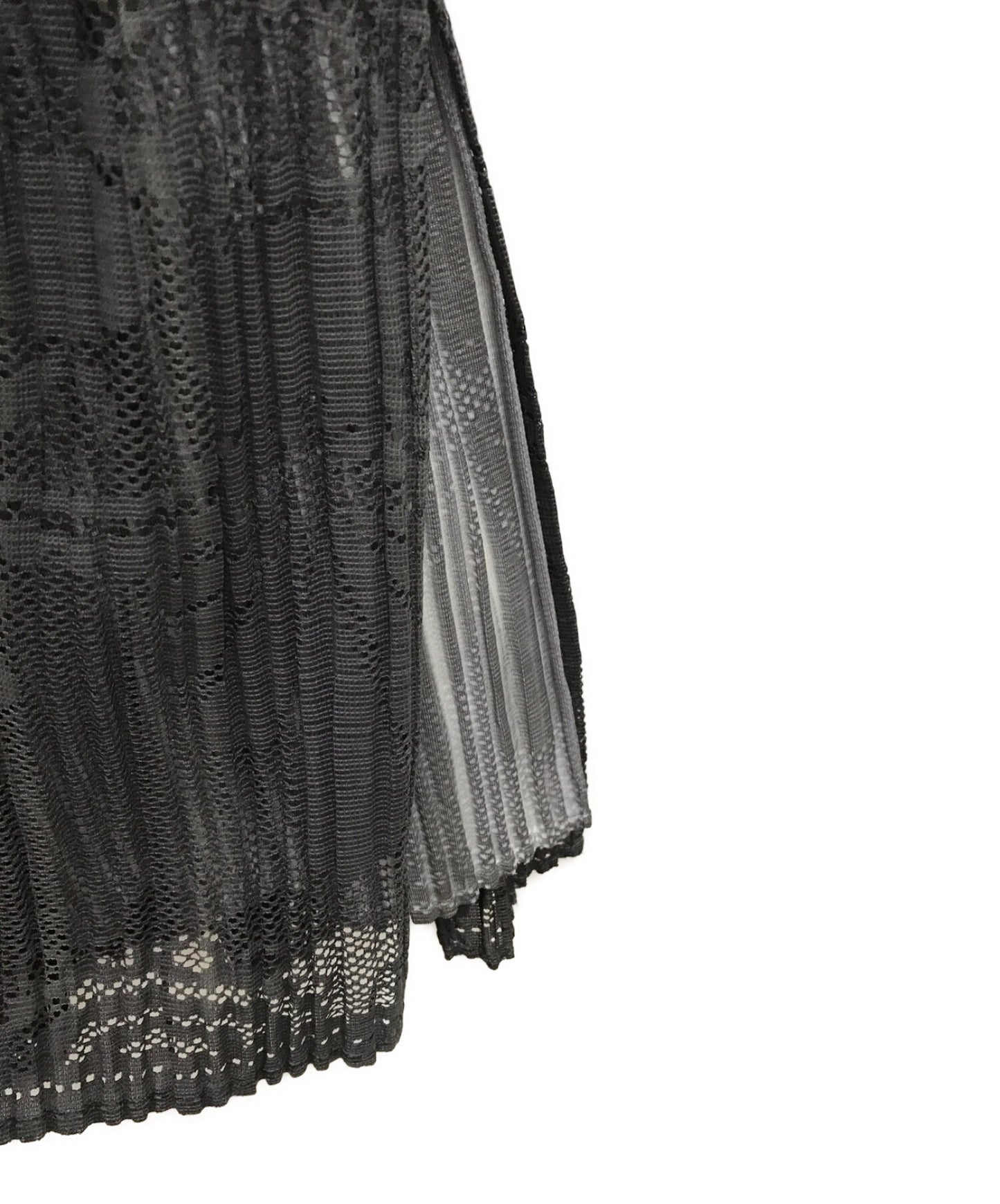 [Pre-owned] PLEATS PLEASE Pleated skirt with perforated design PP11-JG721