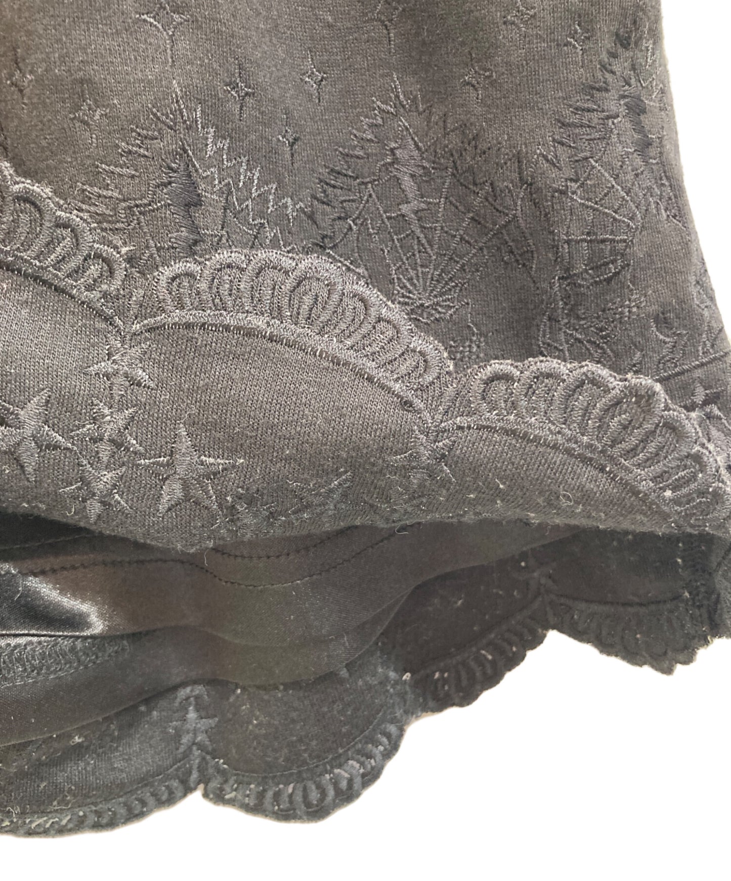 [Pre-owned] Hysteric Glamour embroidered shorts 0161CP09