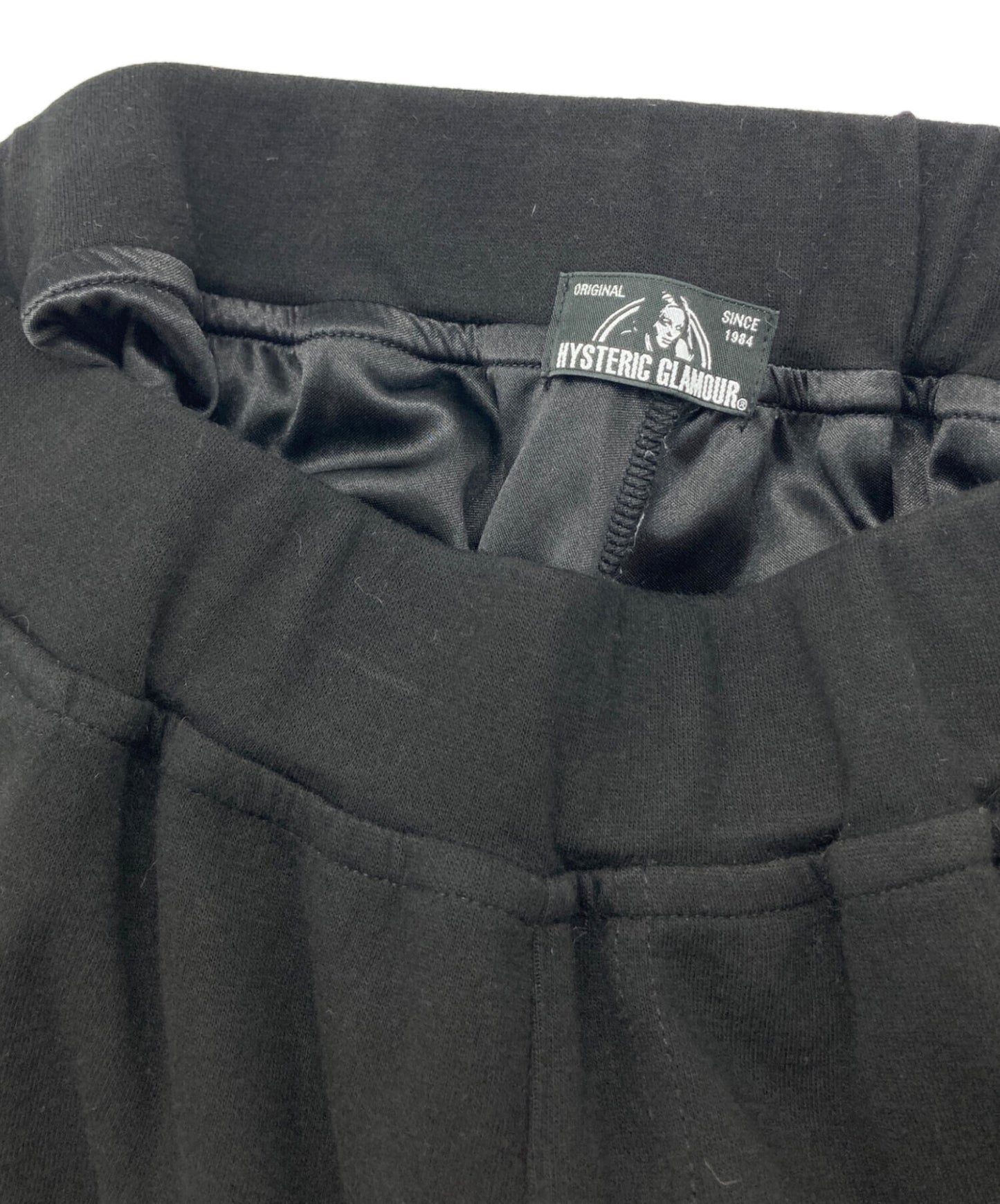 [Pre-owned] Hysteric Glamour embroidered shorts 0161CP09