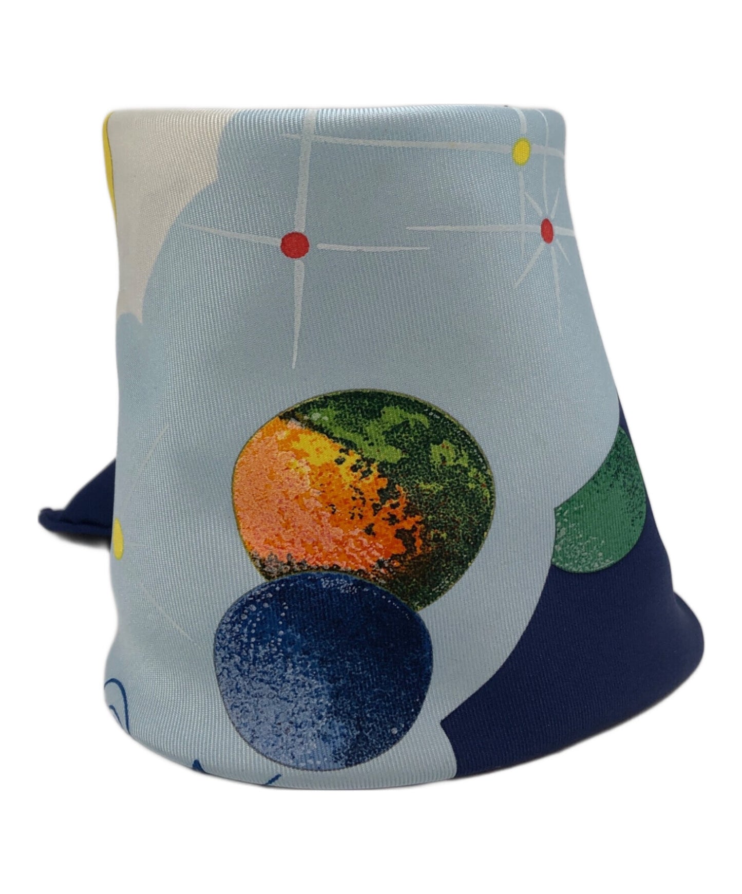 [Pre-owned] HERMES Carré 90 THE ALFEE AUBE / silk scarf