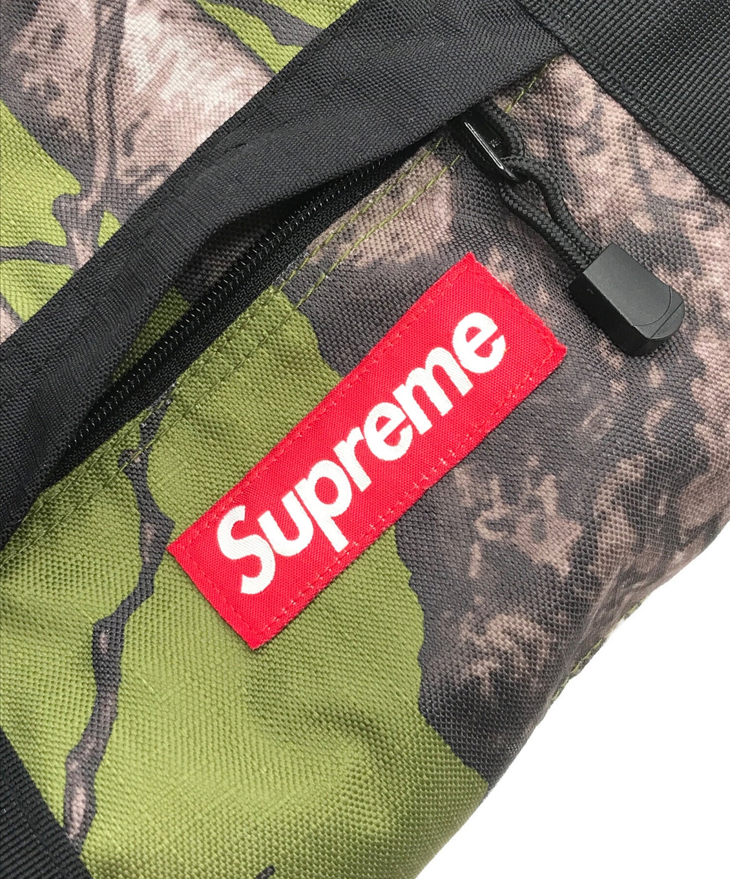 [Pre-owned] SUPREME 12AW Tree Camo Duffle Bag