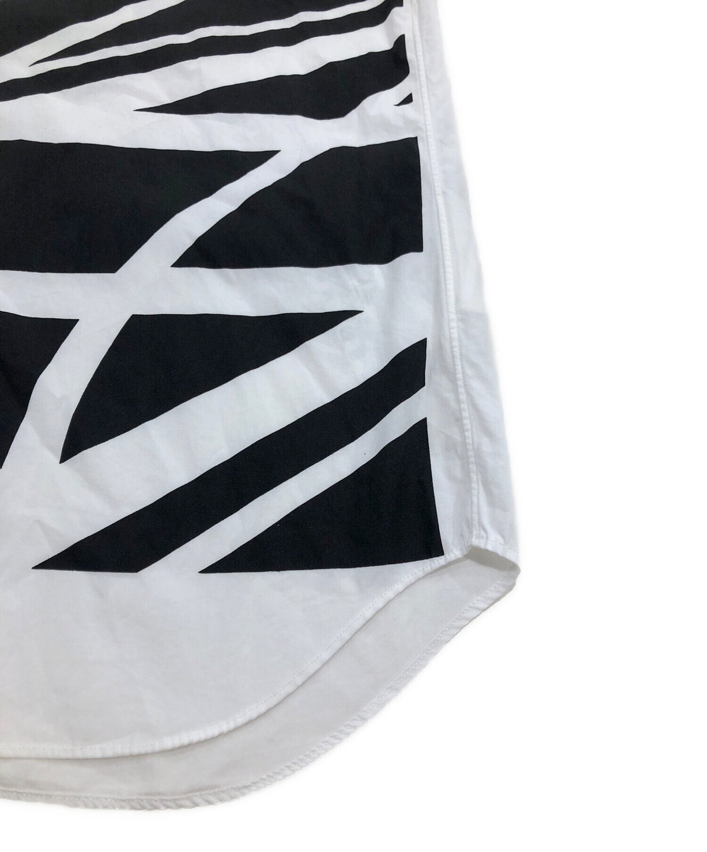 [Pre-owned] COMME des GARCONS SHIRT printed shirt with a cut-out design S11051