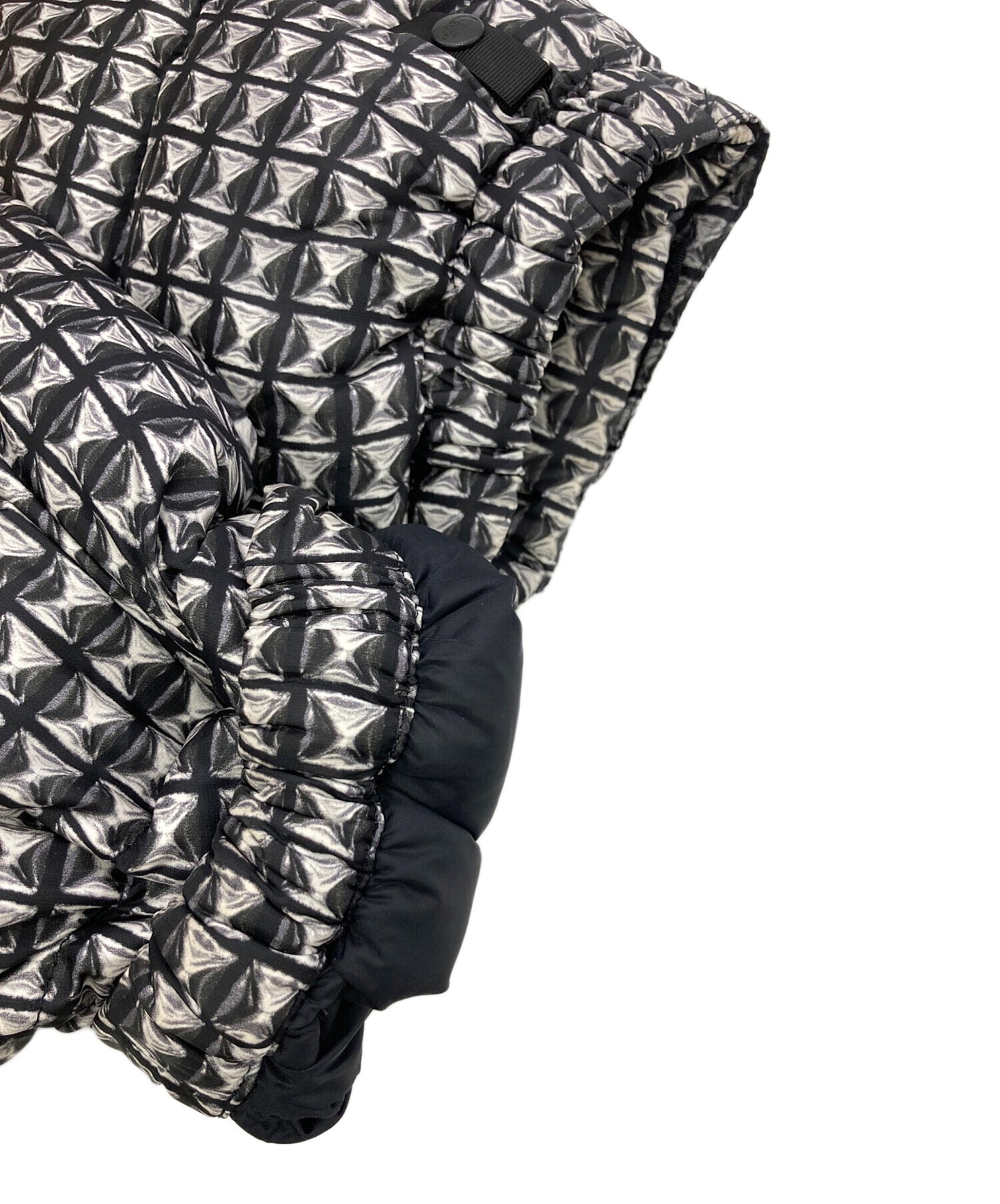 [Pre-owned] SUPREME Studded Nuptse Jacket ND42100I