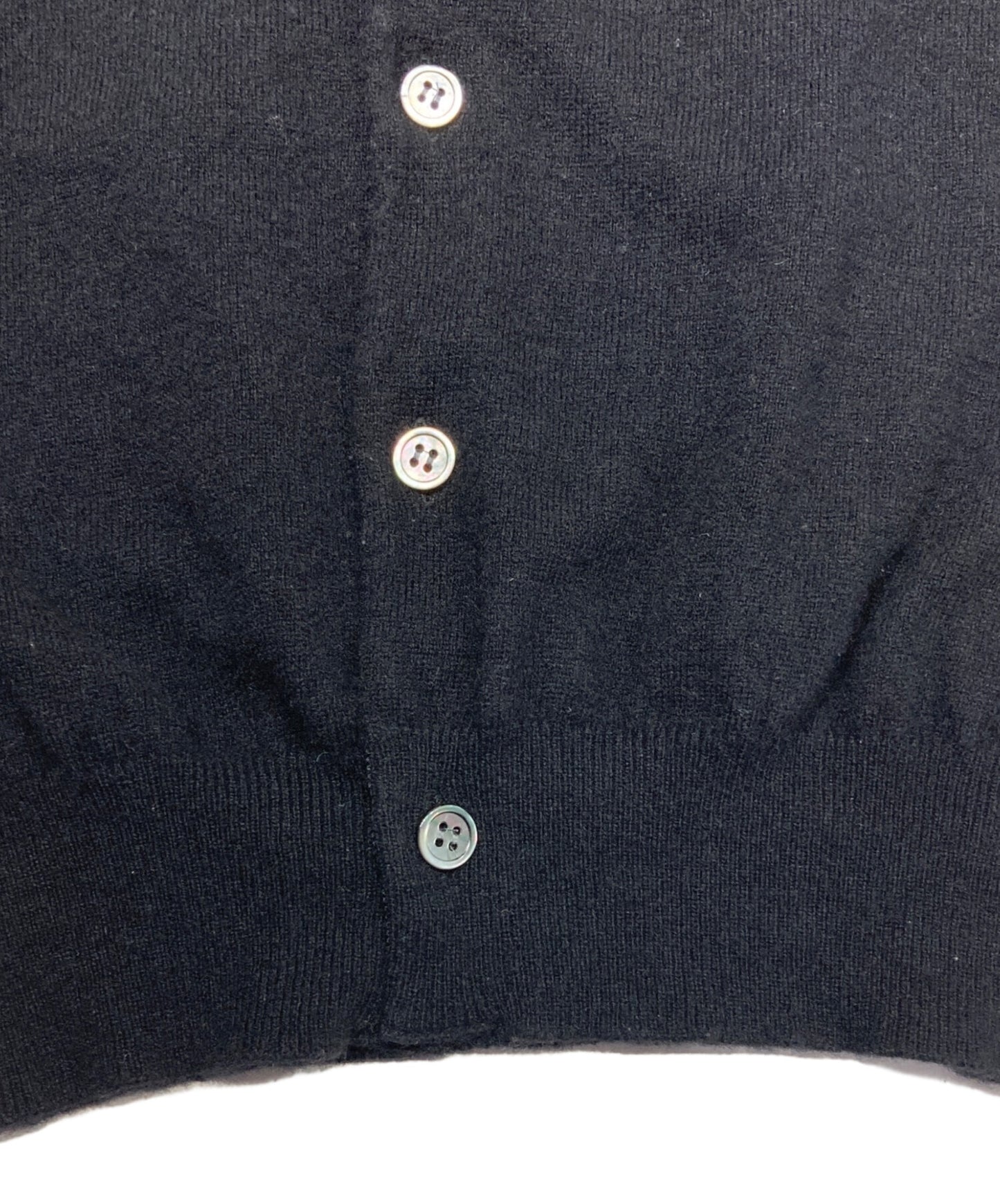 [Pre-owned] PLAY COMME des GARCONS Round Neck Cardigan with Red Emblem, Black (Round Neck Cardigan with Red Emblem, Black) AX-N007