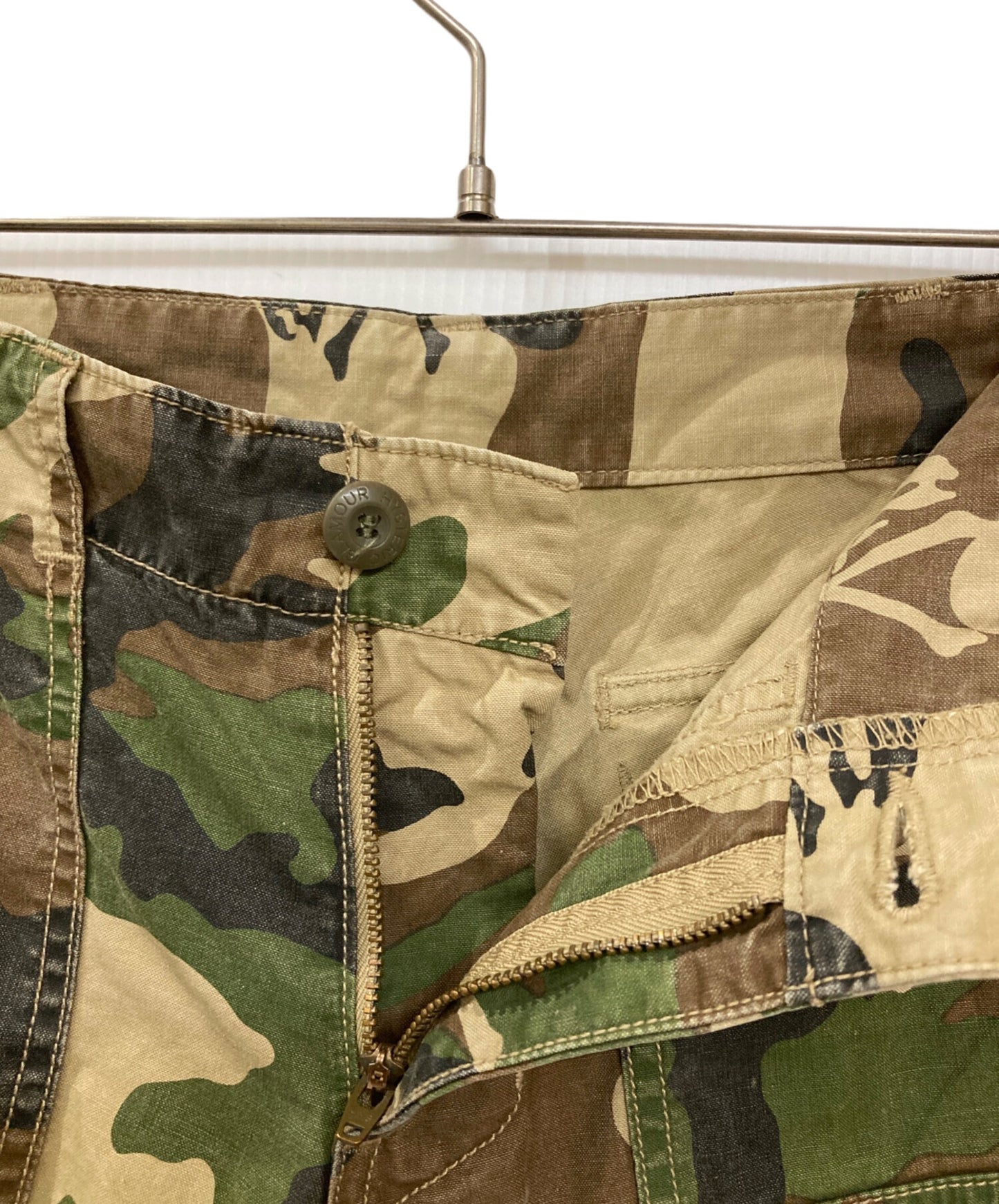 [Pre-owned] Hysteric Glamour Bone Girl Print Camouflage Pants