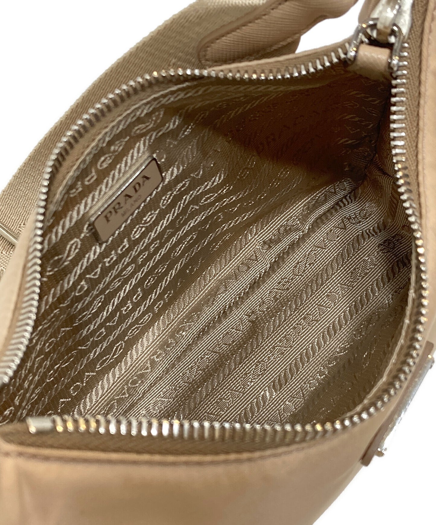 [Pre-owned] PRADA Re-Edition 2005 Re-Nylon 1BH204