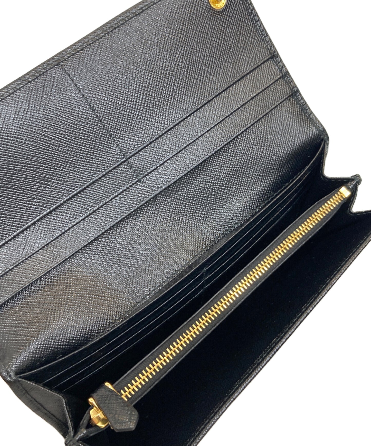 [Pre-owned] PRADA Saffiano leather long wallet 1MH132