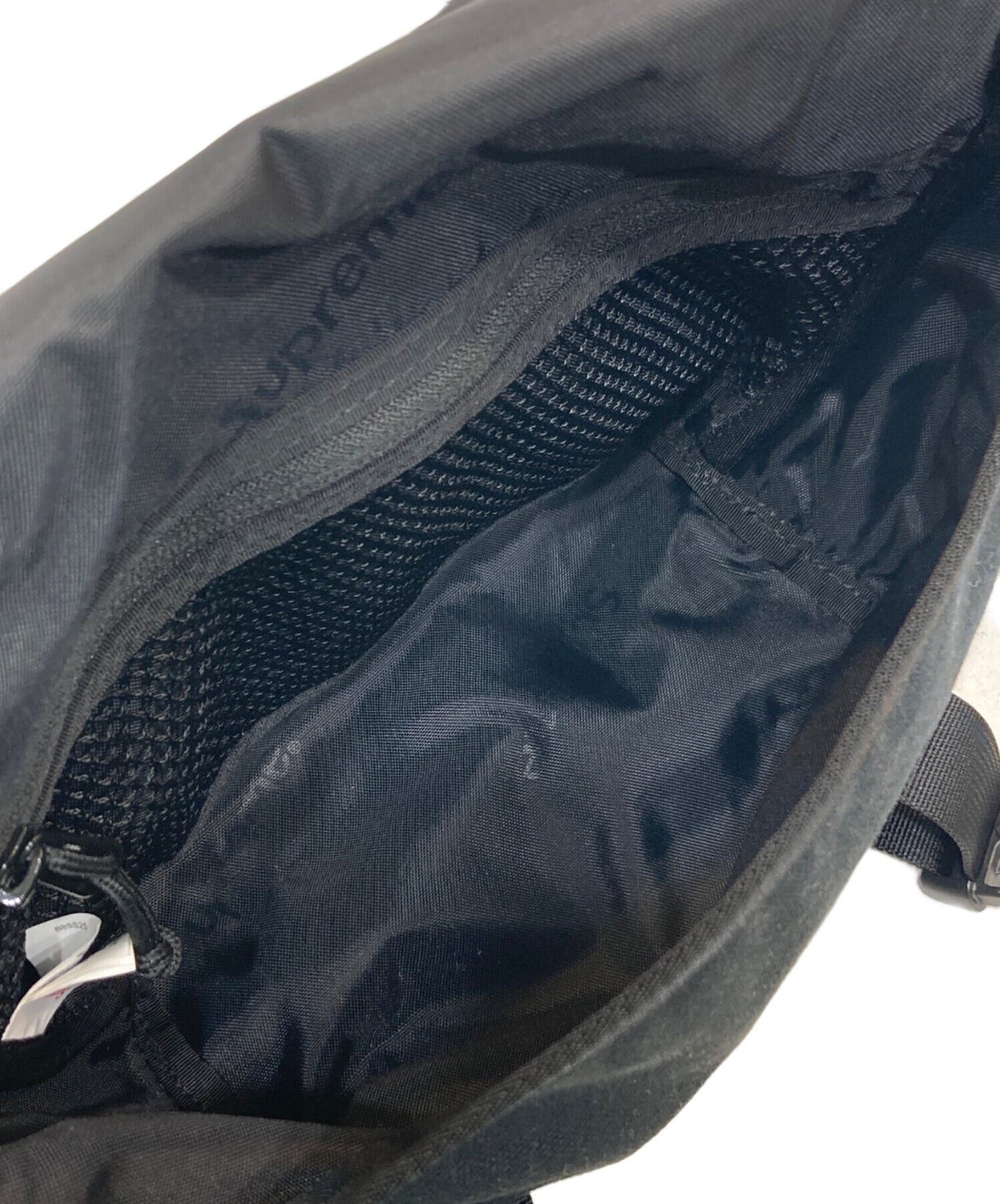 [Pre-owned] SUPREME Mini Messenger Bag