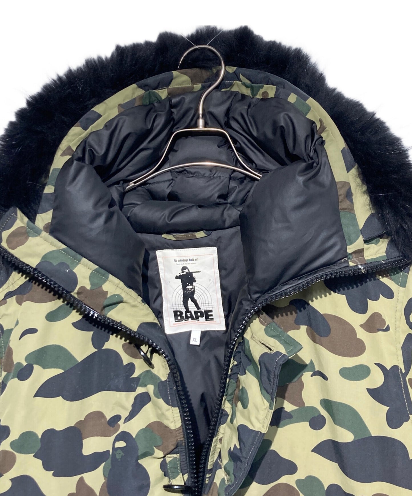 [Pre-owned] A BATHING APE 1ST CAMO FUR DOWN HOODIE JACKET N-3B 001hje801011x