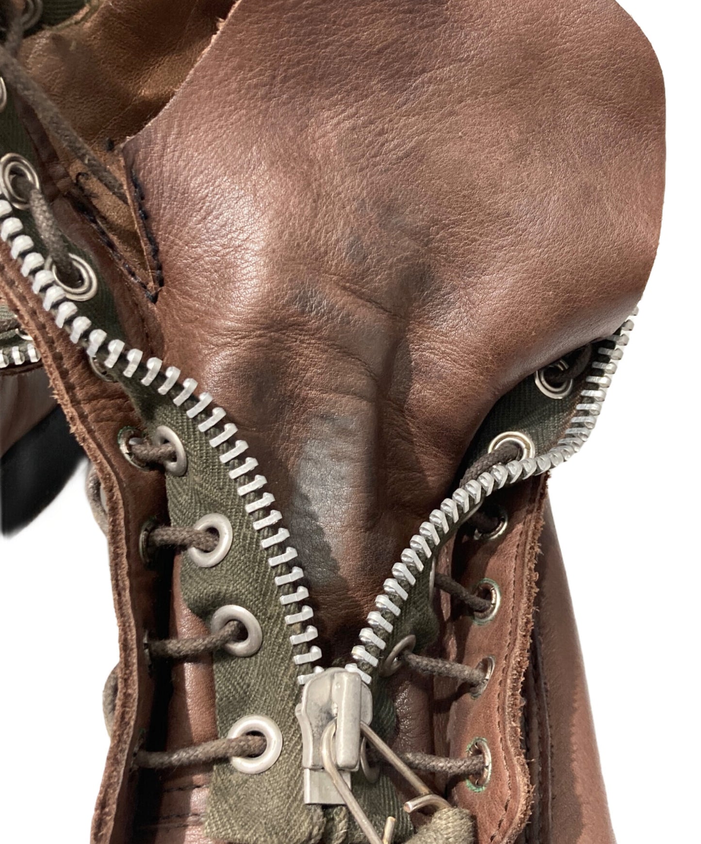 [Pre-owned] UNDERCOVERISM Military studded center zip boots G6F08