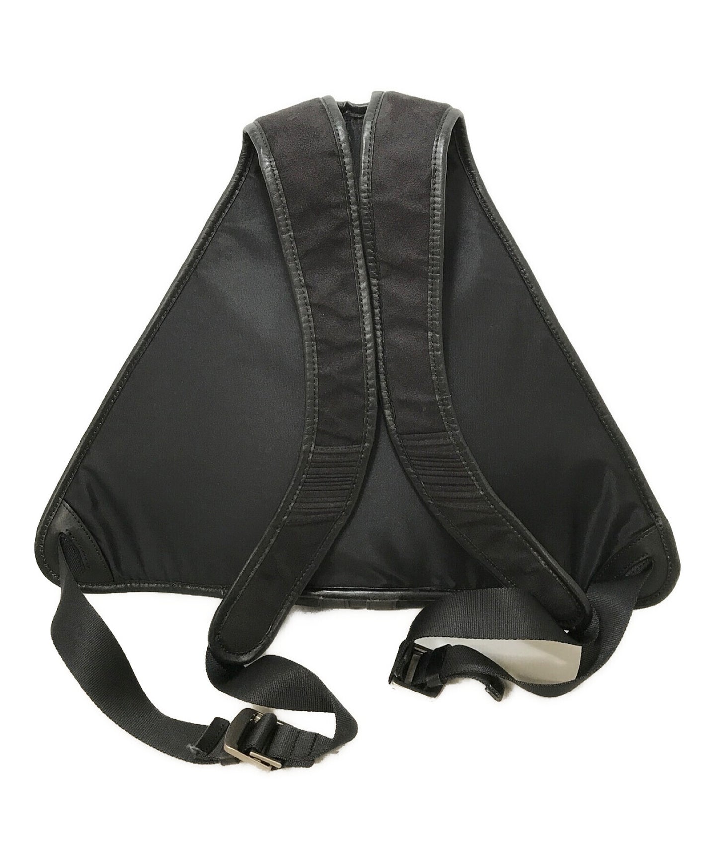 [Pre-owned] ISSEY MIYAKE Leather Switched Triangle Backpack IM93AG208