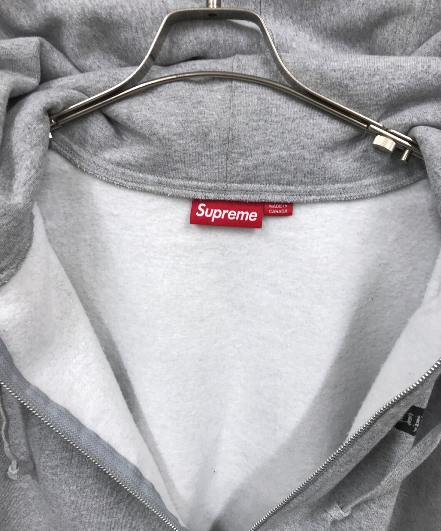 [Pre-owned] SUPREME zip hoodie