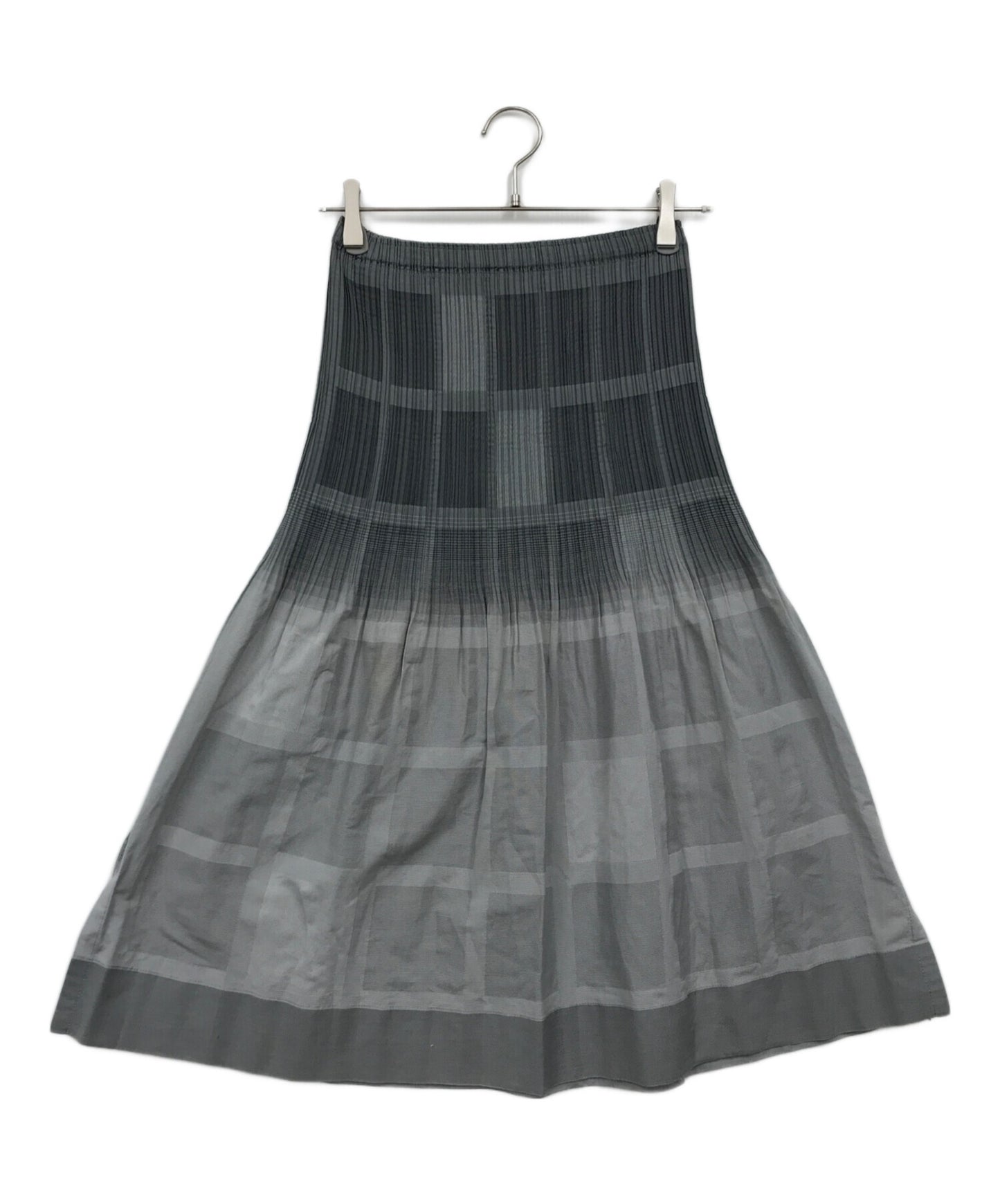 [Pre-owned] ISSEY MIYAKE Gradient Check Pleated Skirt IM11FG235