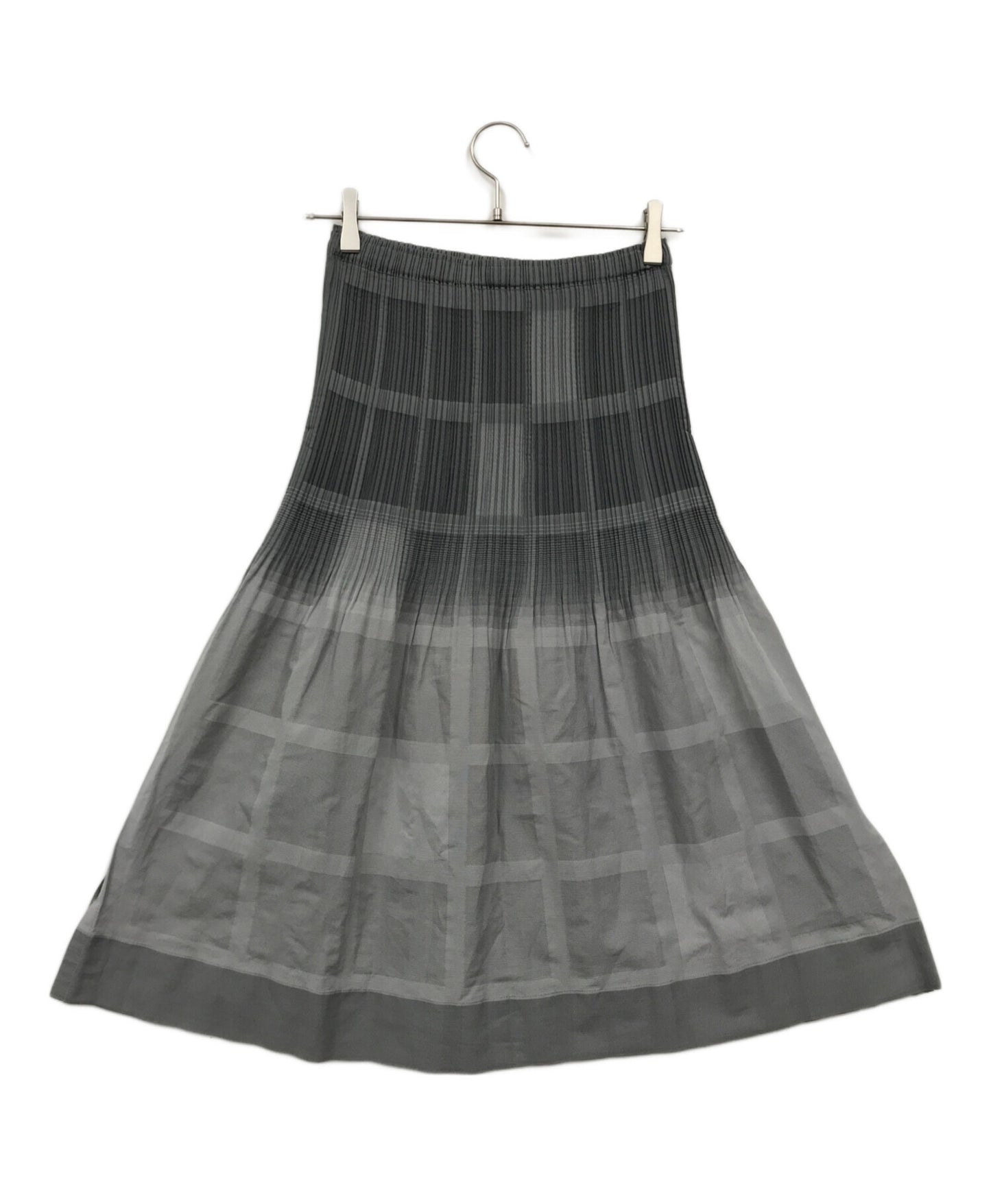 [Pre-owned] ISSEY MIYAKE Gradient Check Pleated Skirt IM11FG235