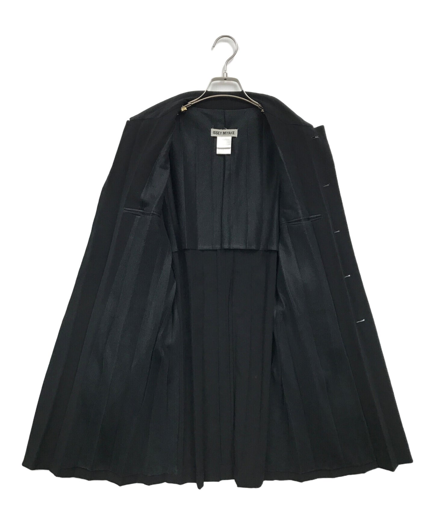 [Pre-owned] ISSEY MIYAKE pleated coat IM94-FD921