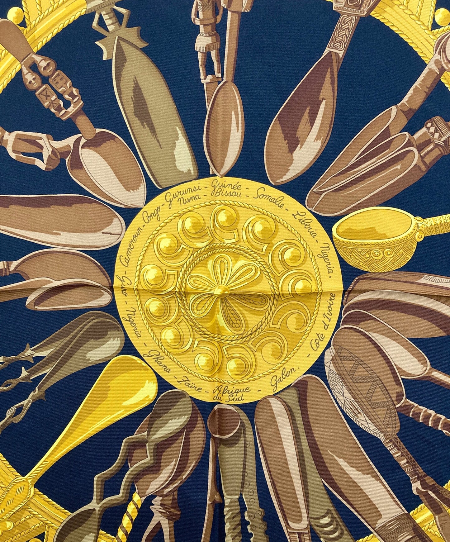 [Pre-owned] HERMES silk scarf