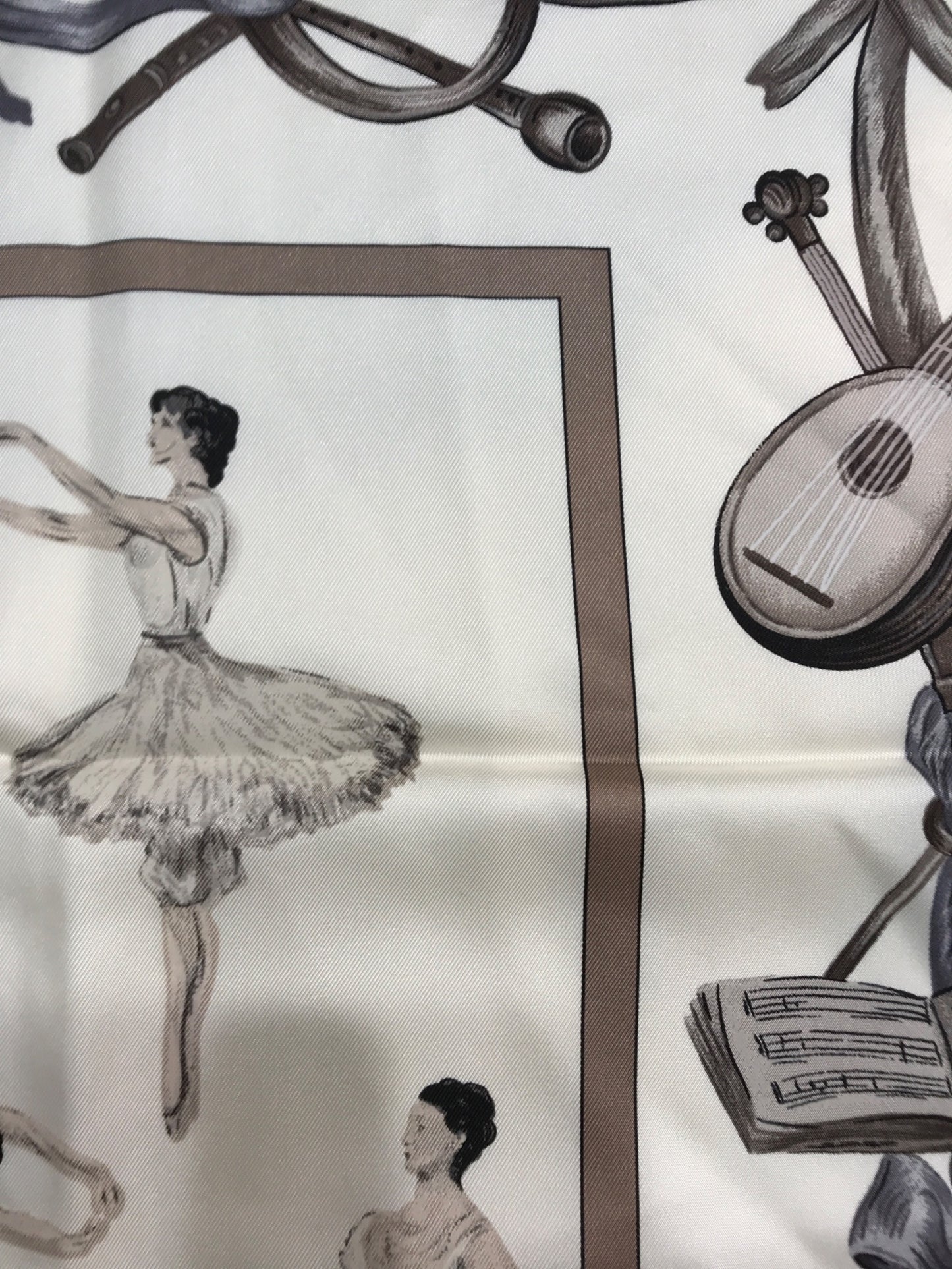 [Pre-owned] HERMES Carré 90/silk scarf