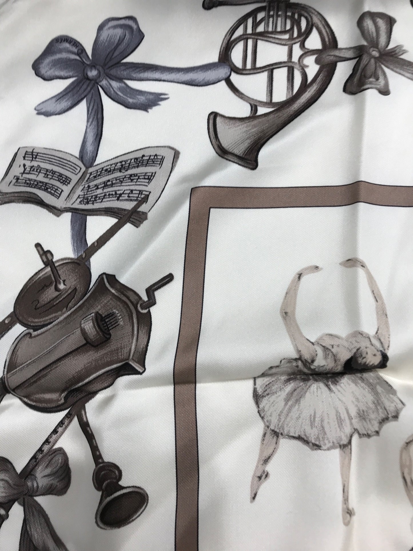 [Pre-owned] HERMES Carré 90/silk scarf