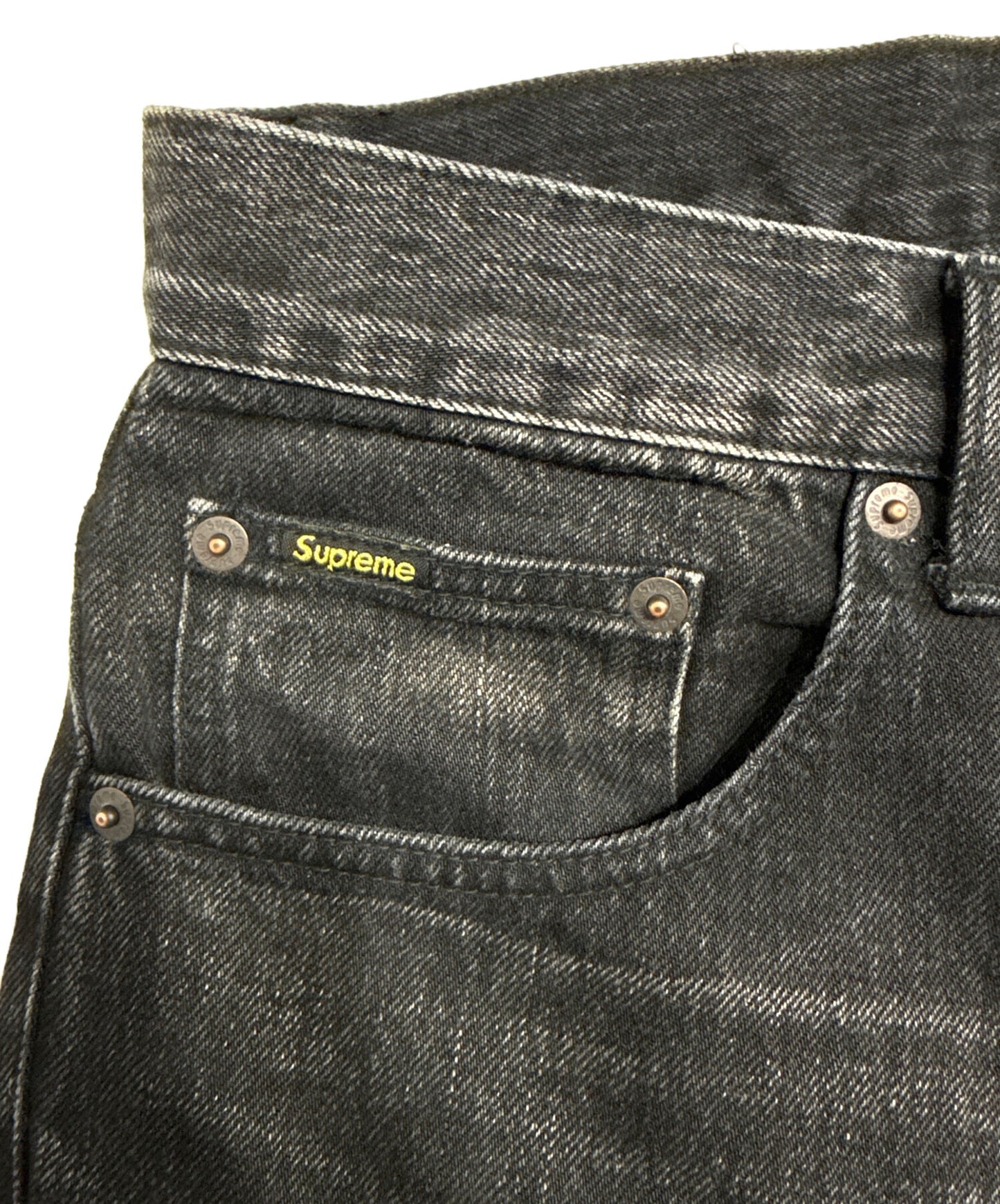 [Pre-owned] SUPREME 24AW Distressed Selvedge Jean