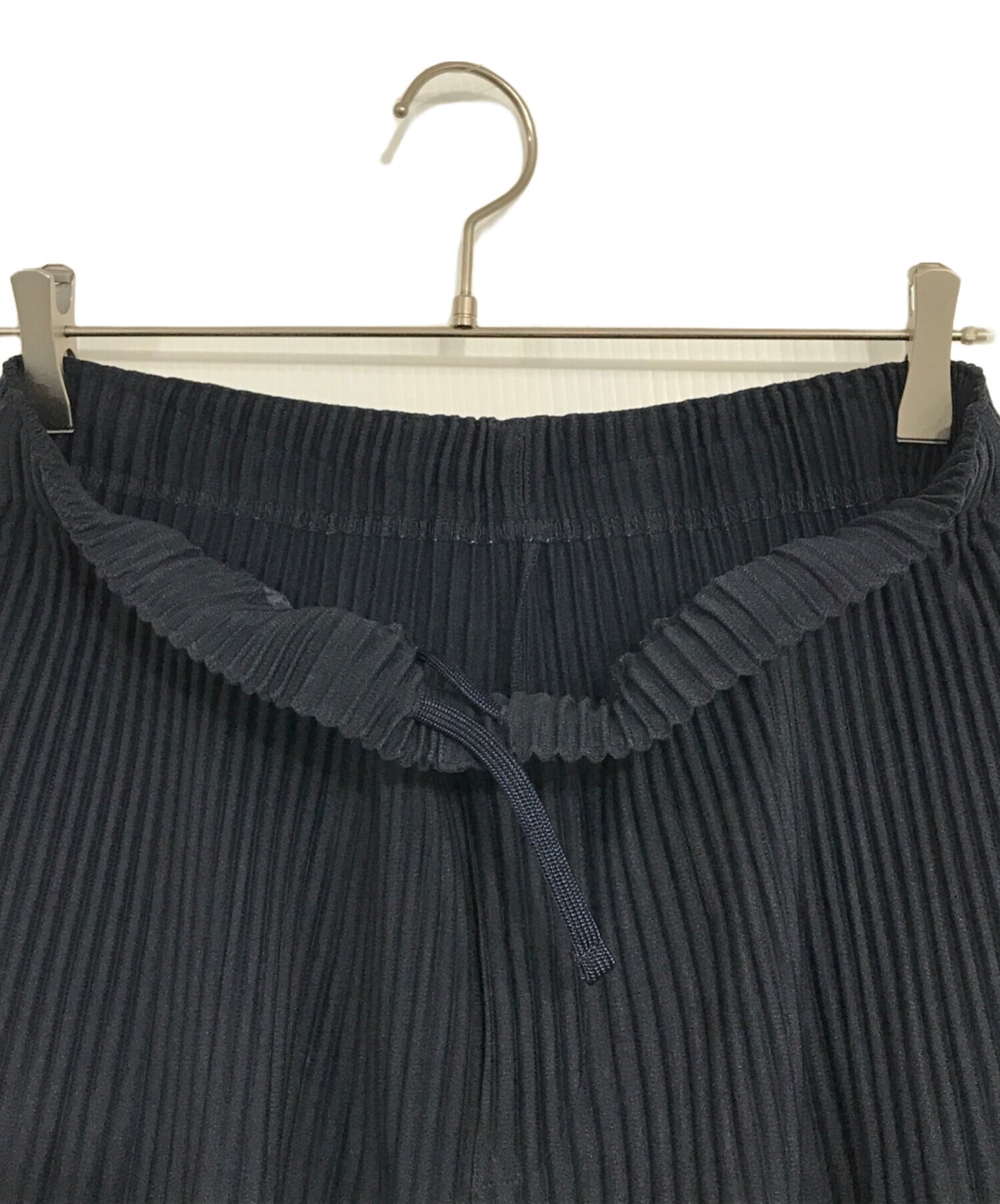 [Pre-owned] HOMME PLISSE ISSEY MIYAKE Pleated pants Eraser pleated pants HP55JF151