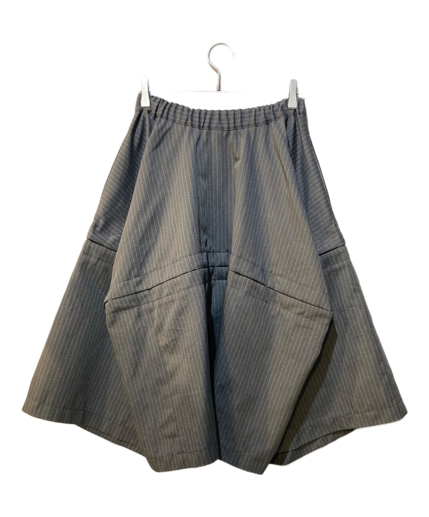 [Pre-owned] COMME des GARCONS COMME des GARCONS skirt with a flared shape RM-S005