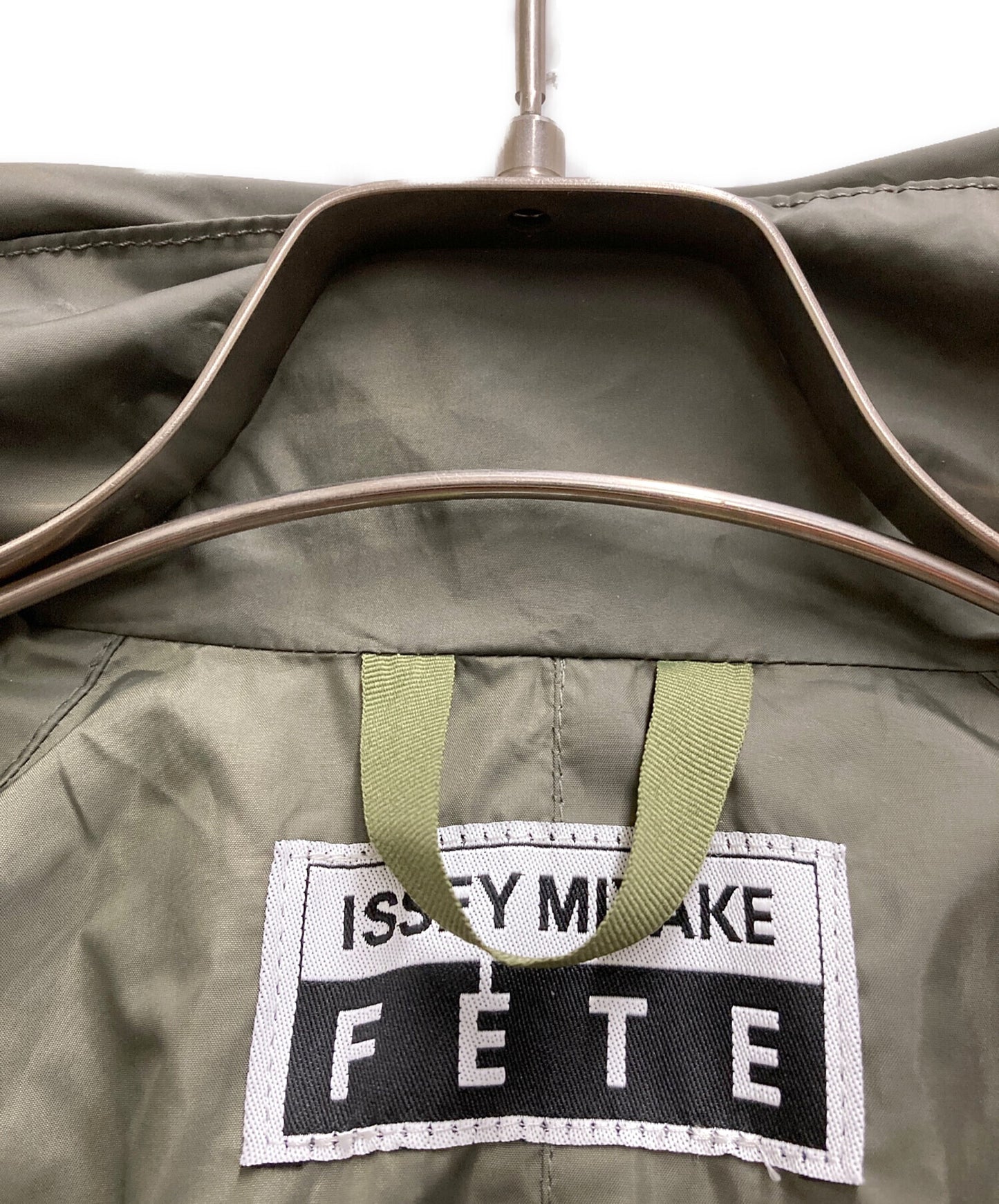 [Pre-owned] ISSEY MIYAKE FETE parachute coat IF64FA506