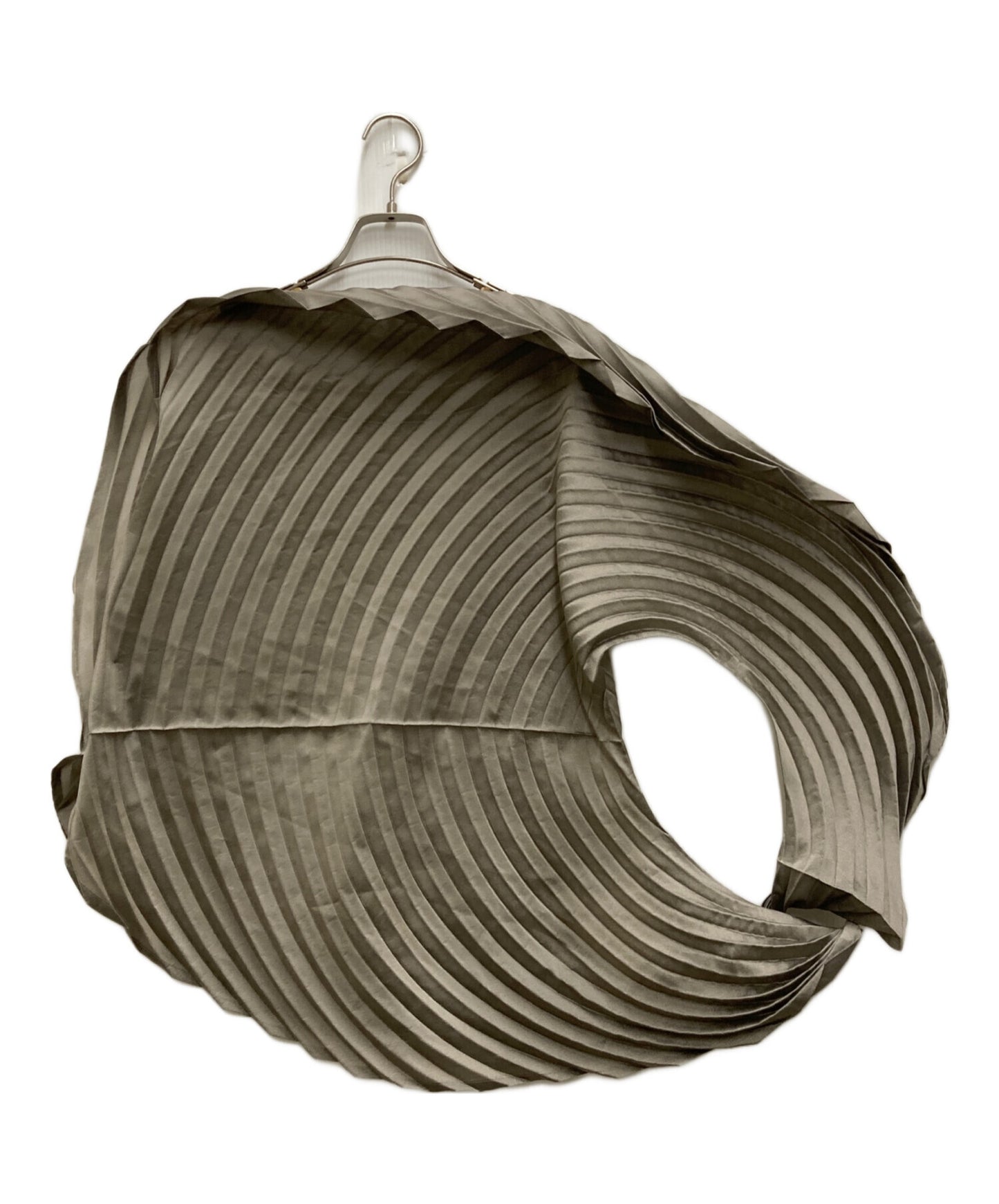 [Pre-owned] ISSEY MIYAKE Pleated blouse with shaped design IM13FJ106