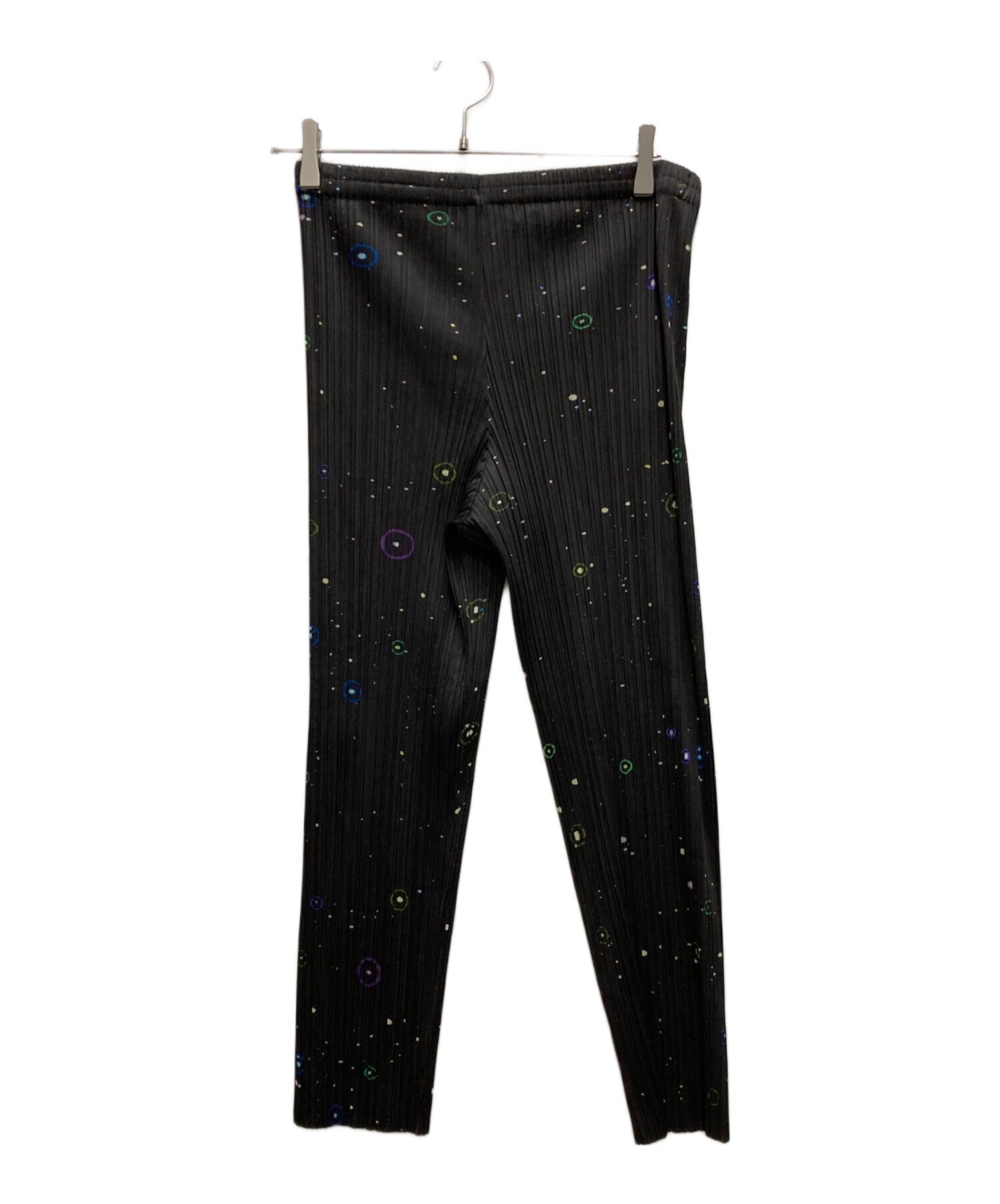 WOMENS – Archive Factory