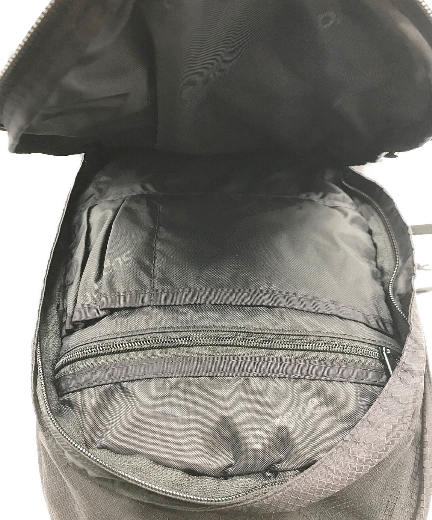 [Pre-owned] SUPREME backpack
