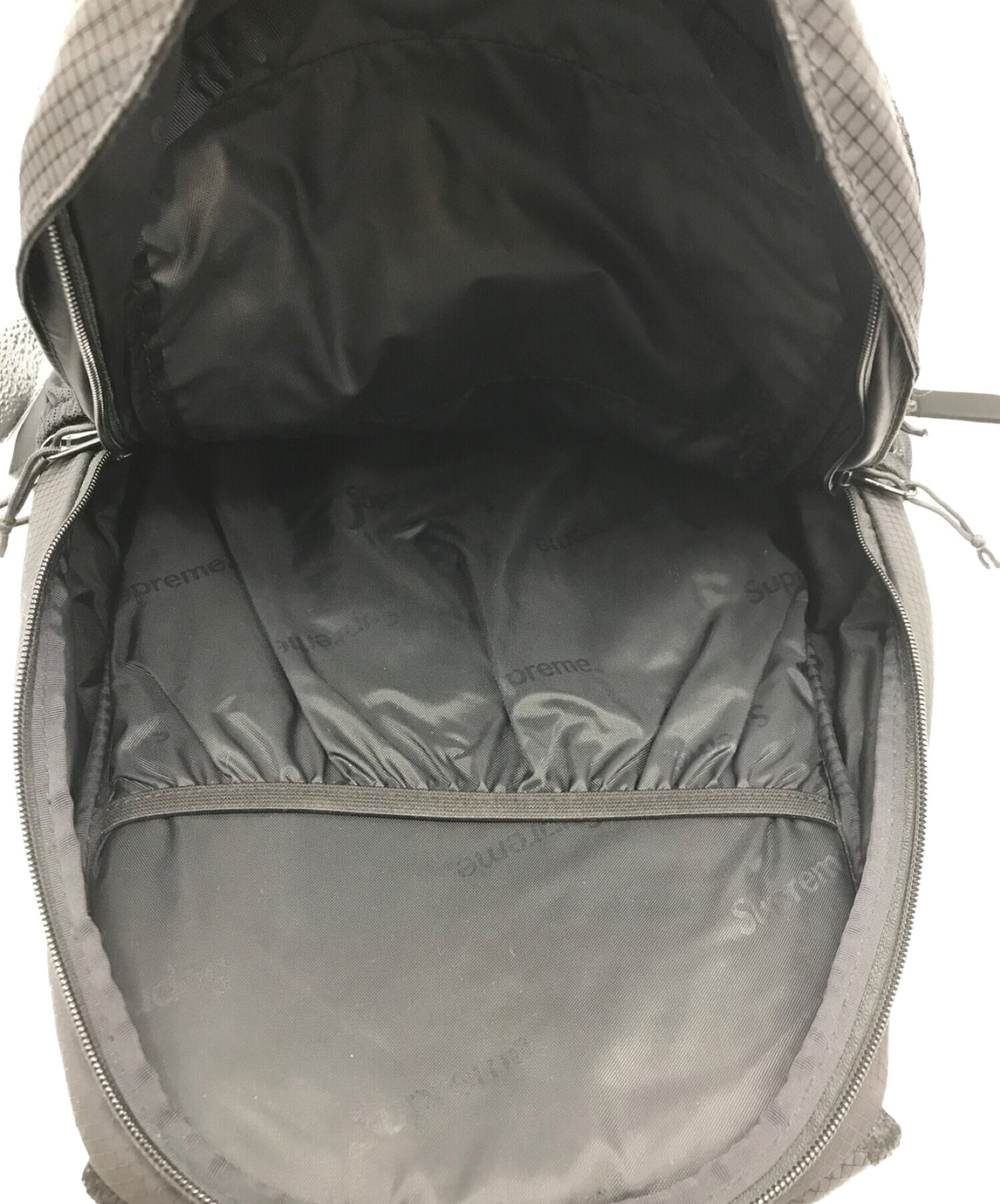[Pre-owned] SUPREME backpack