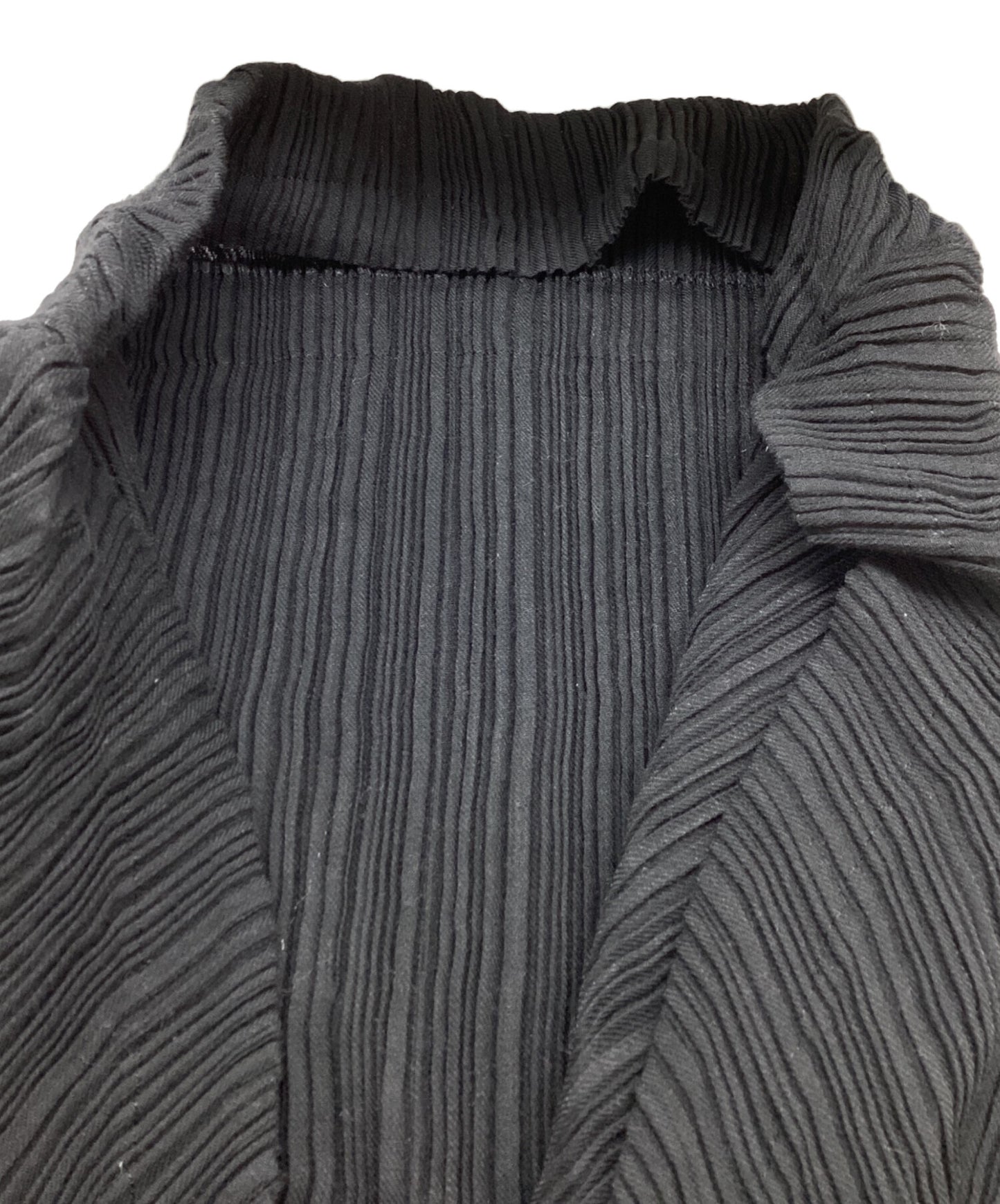 [Pre-owned] ISSEY MIYAKE Pleated cardigan IM03FD744 IM03FD744